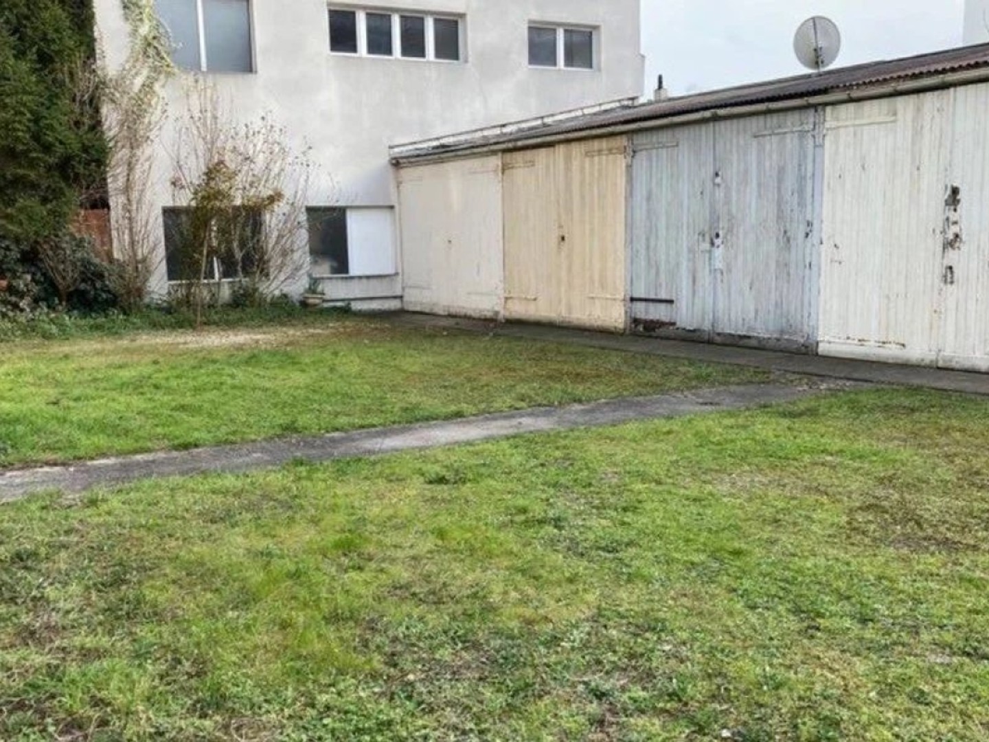 Parking/garage 15 m²