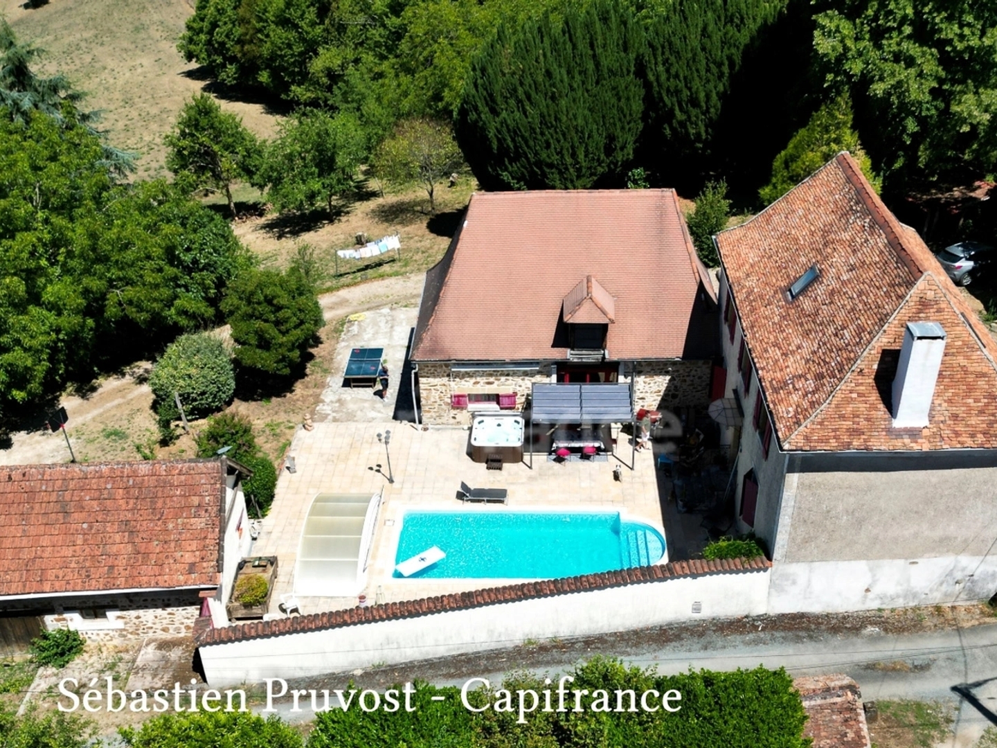 Propriété 11 pièces 325 m²