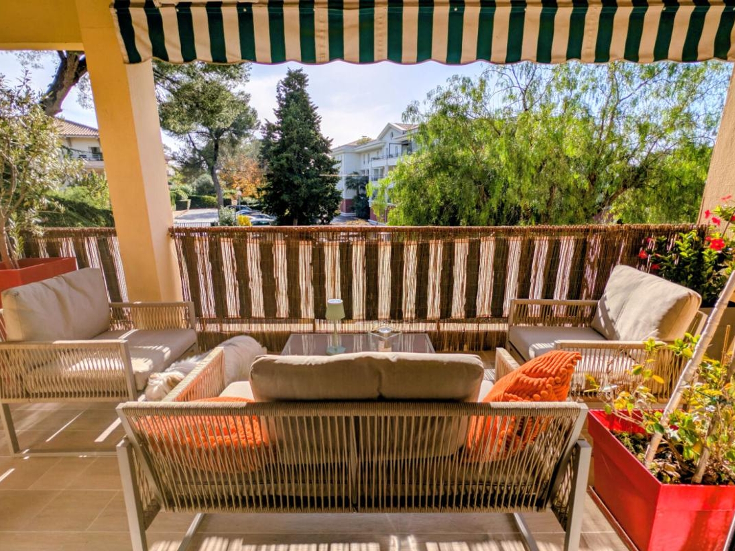 Appartement à vendre - 2 pièces - 53m2 - Saint-Raphaël (83700)