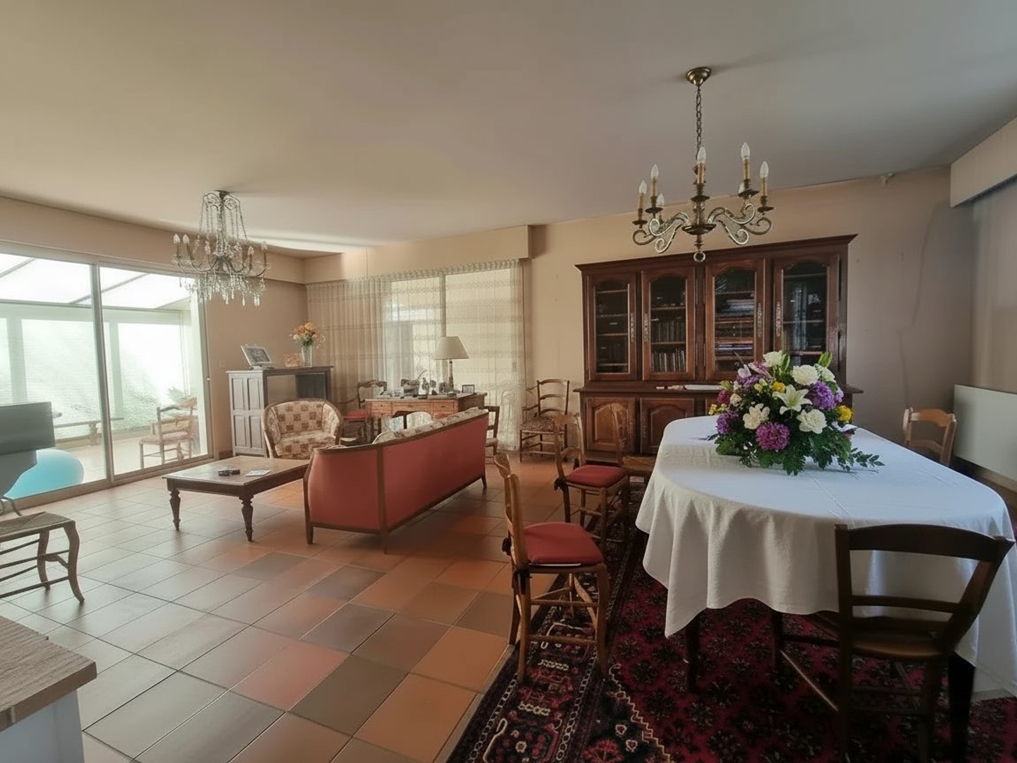Immeuble à vendre - 9 pièces - 235m2 - Joué-Lès-Tours (37300)
