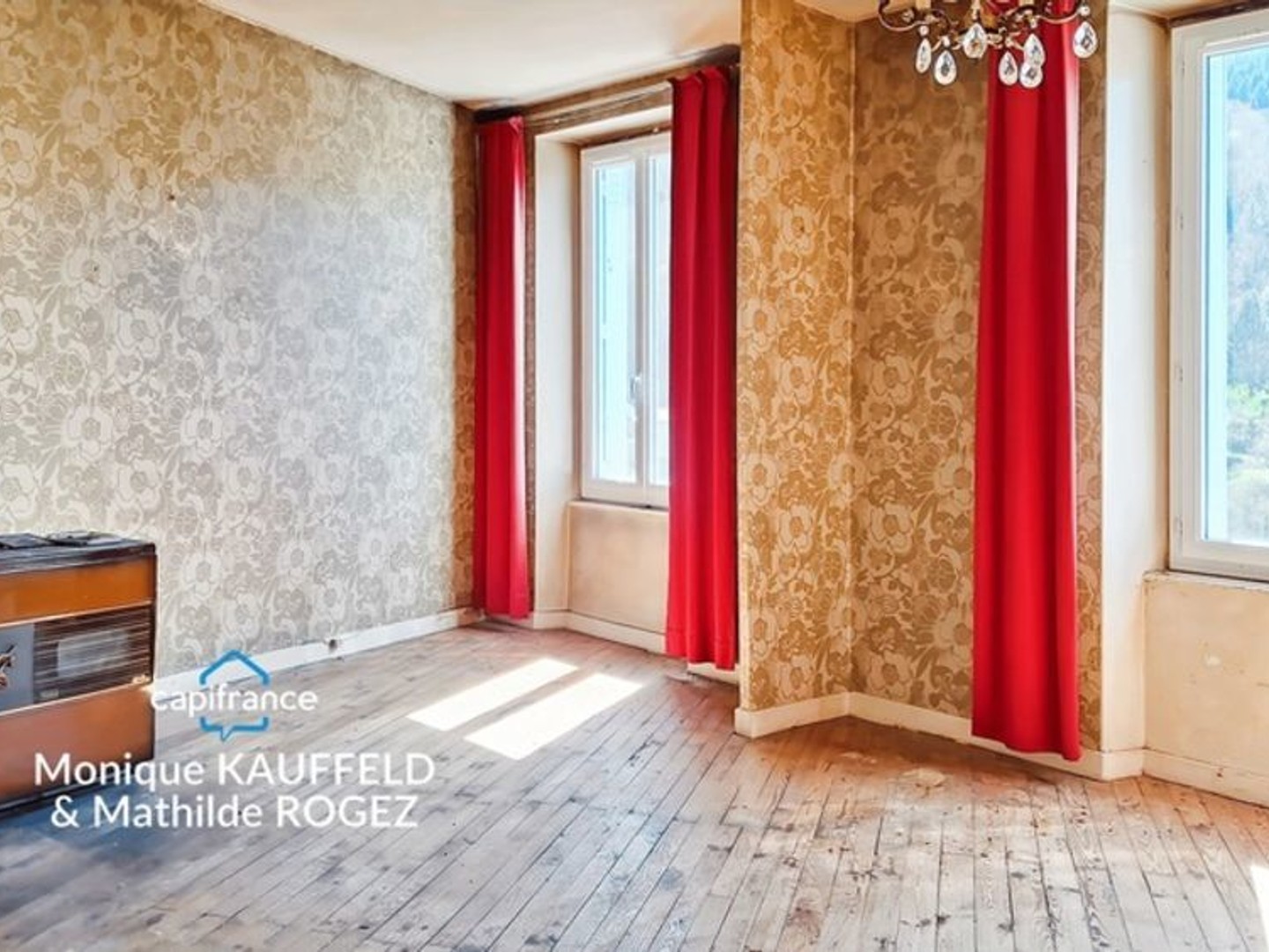 Immeuble à vendre - 7 pièces - 146m2 - Olliergues (63880)