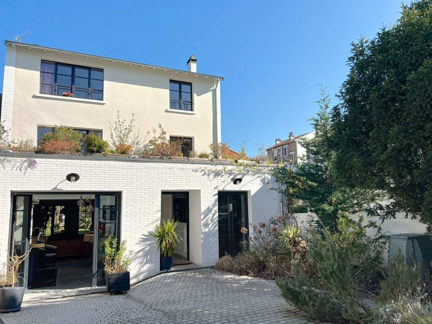 Maison à vendre - 9 pièces - 285m2 - Colombes (92700)