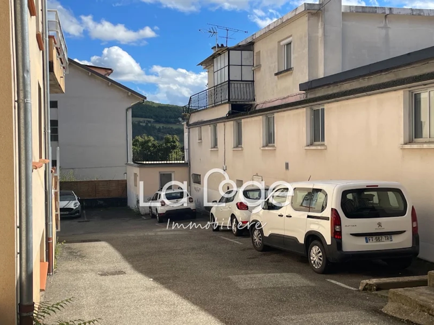 Locaux à vendre - 210m2 - Gap (05000)