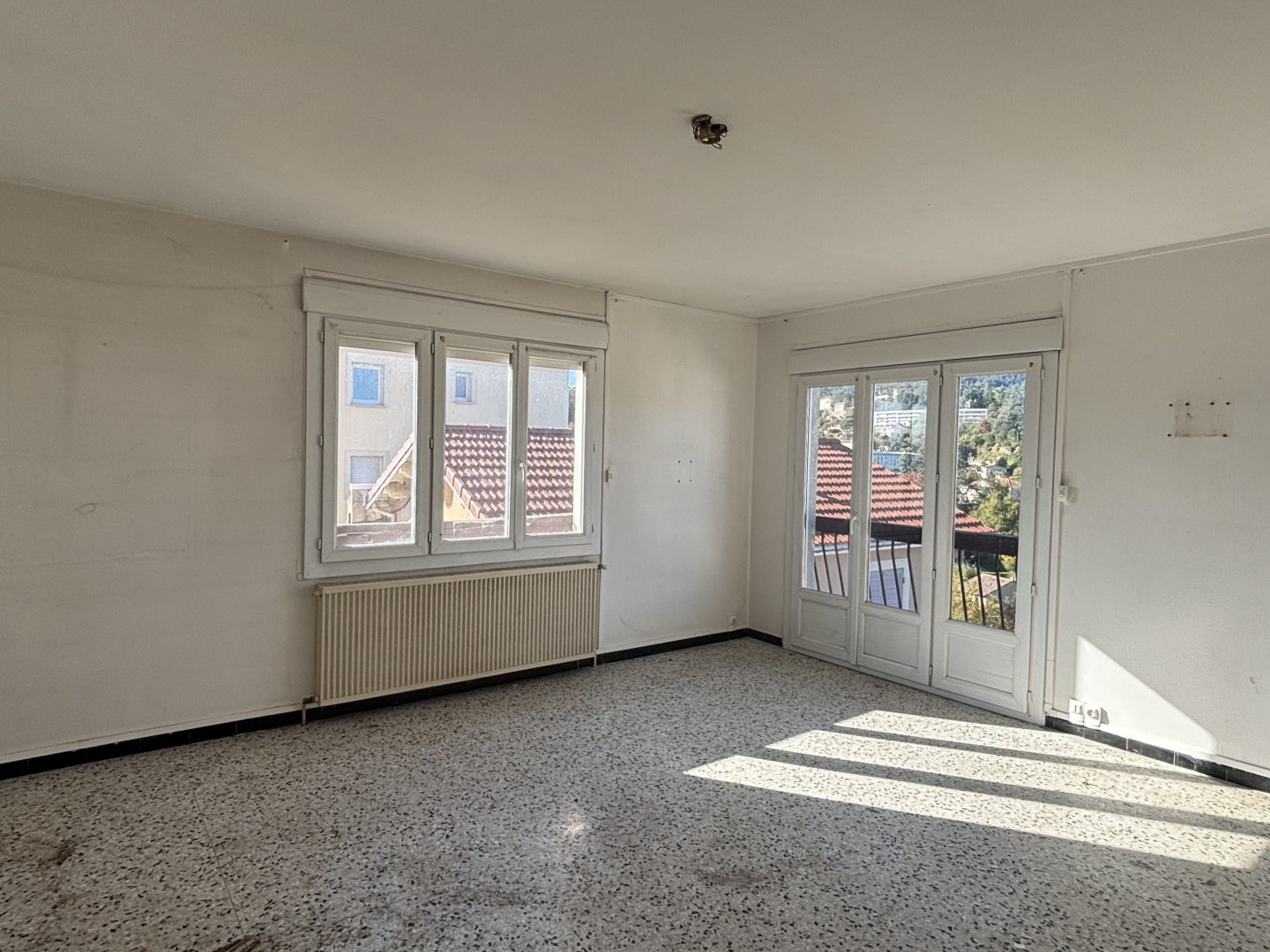 Appartement à vendre - 4 pièces - 100m2 - Annonay (07100)
