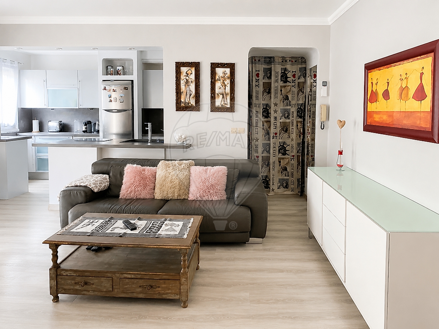 Appartement à vendre - 3 pièces - Saint-Laurent-Du-Var (06700)