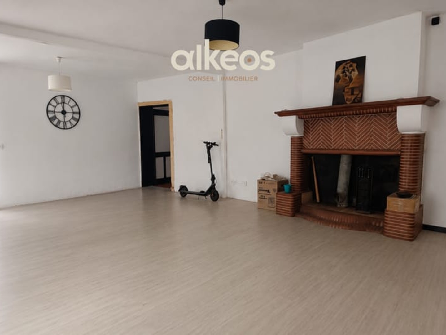 Maison à vendre - 7 pièces - 231m2 - Saint-Symphorien (33113)