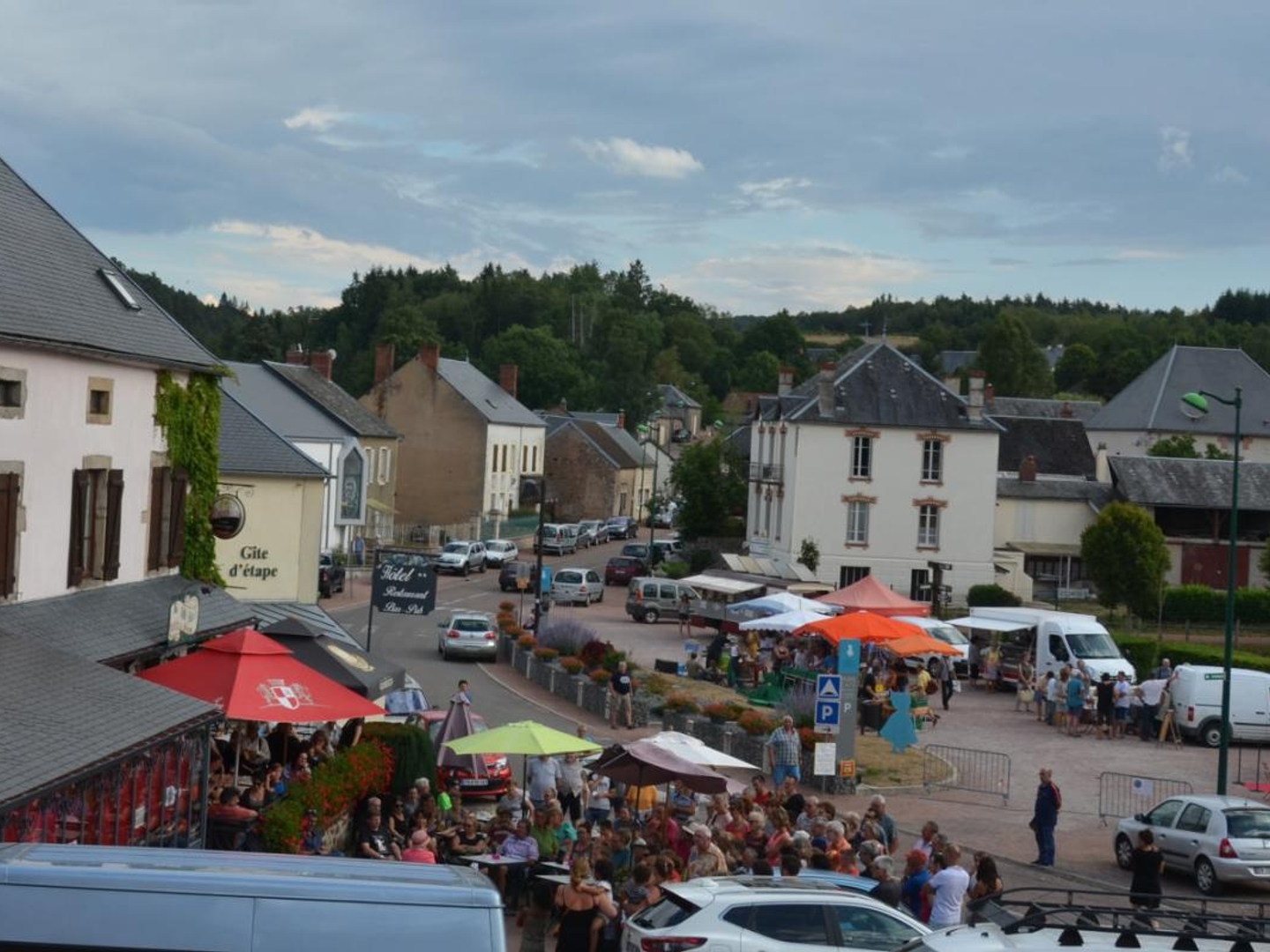Magasin à vendre - 2 pièces - 340m2 - Alligny-En-Morvan (58230)