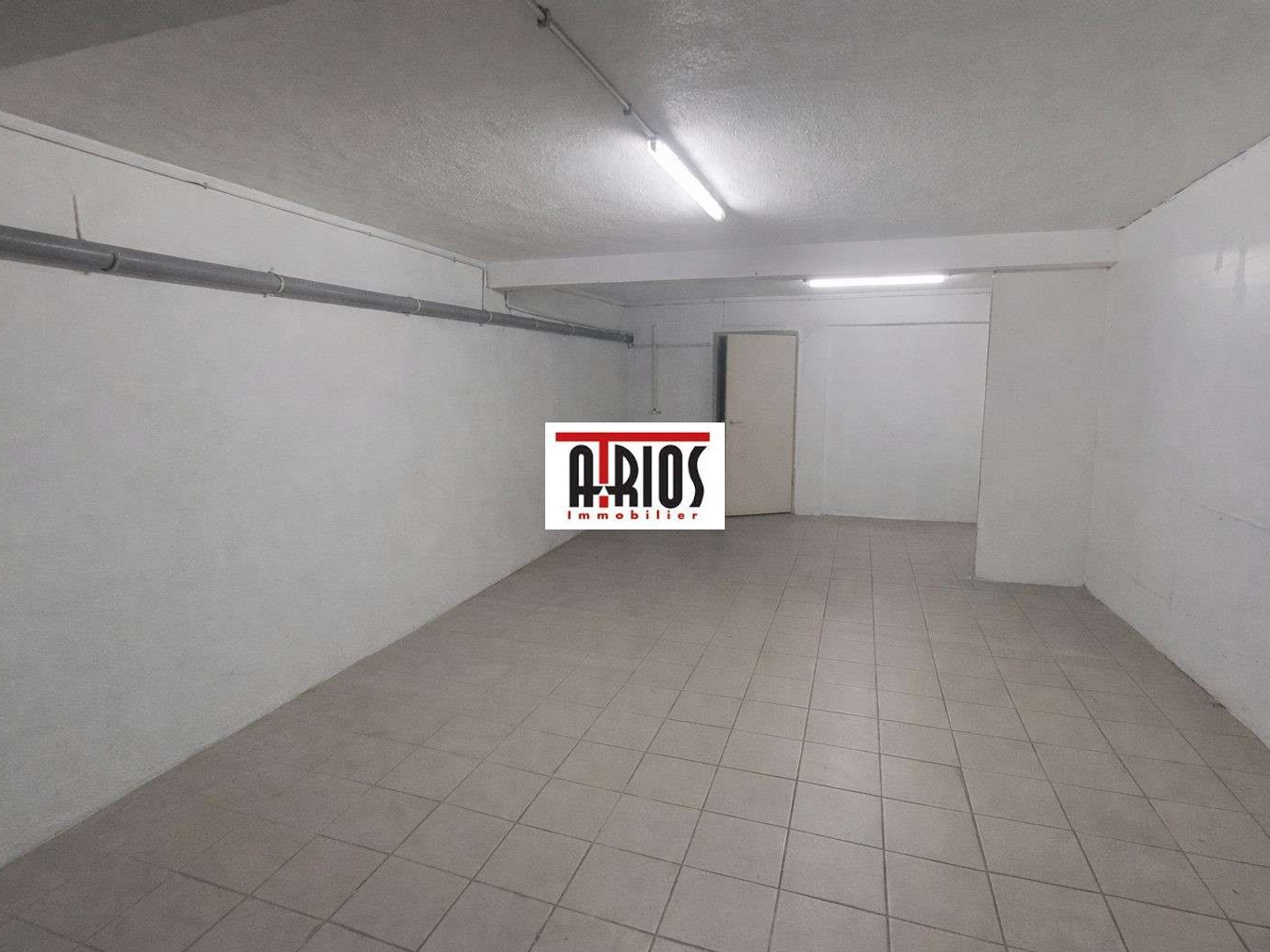 Local stockage 200m² à vendre à Sanary-sur-Mer