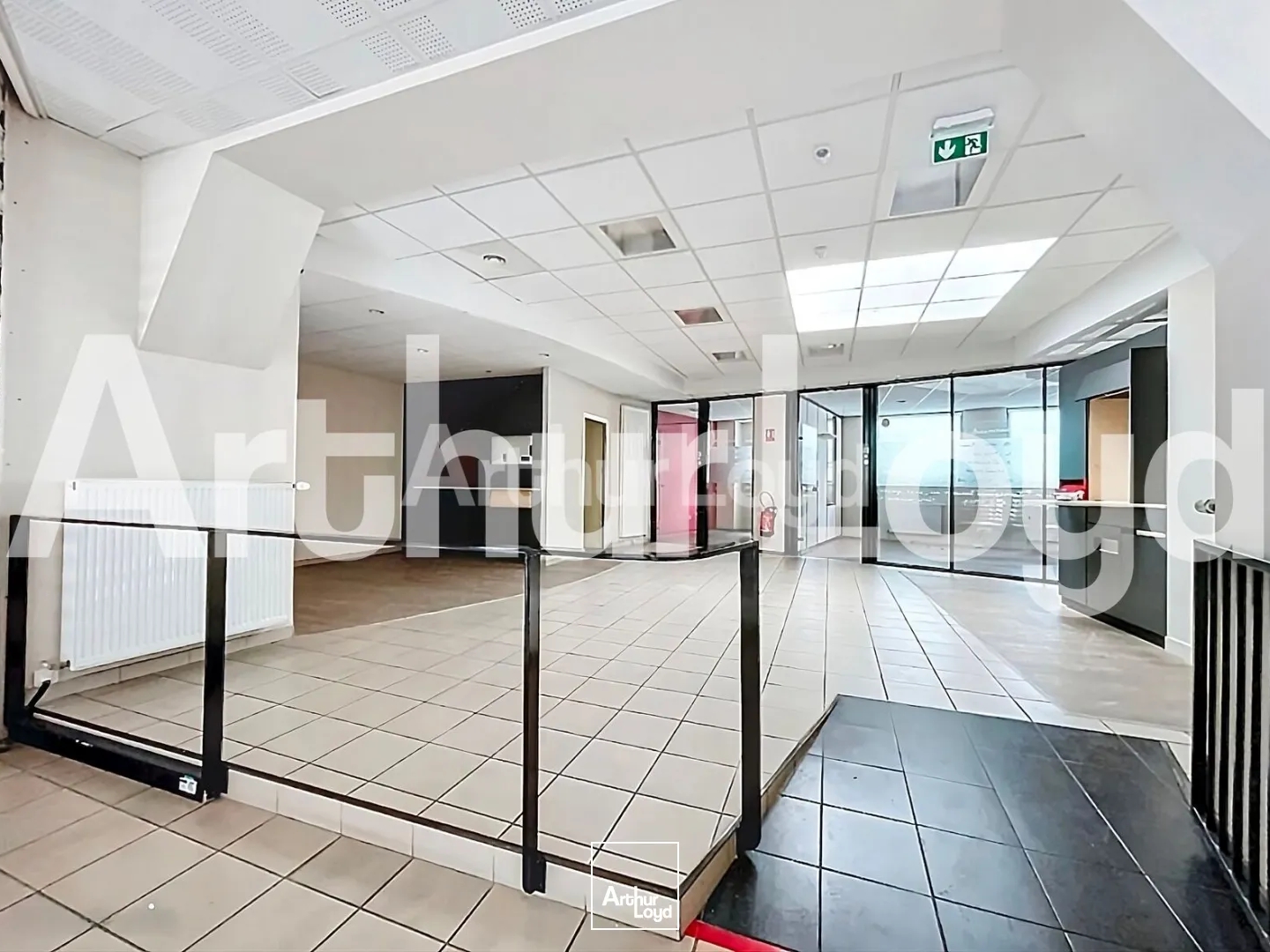 Locaux à vendre - 215m2 - Condé-Sur-L'escaut (59163)