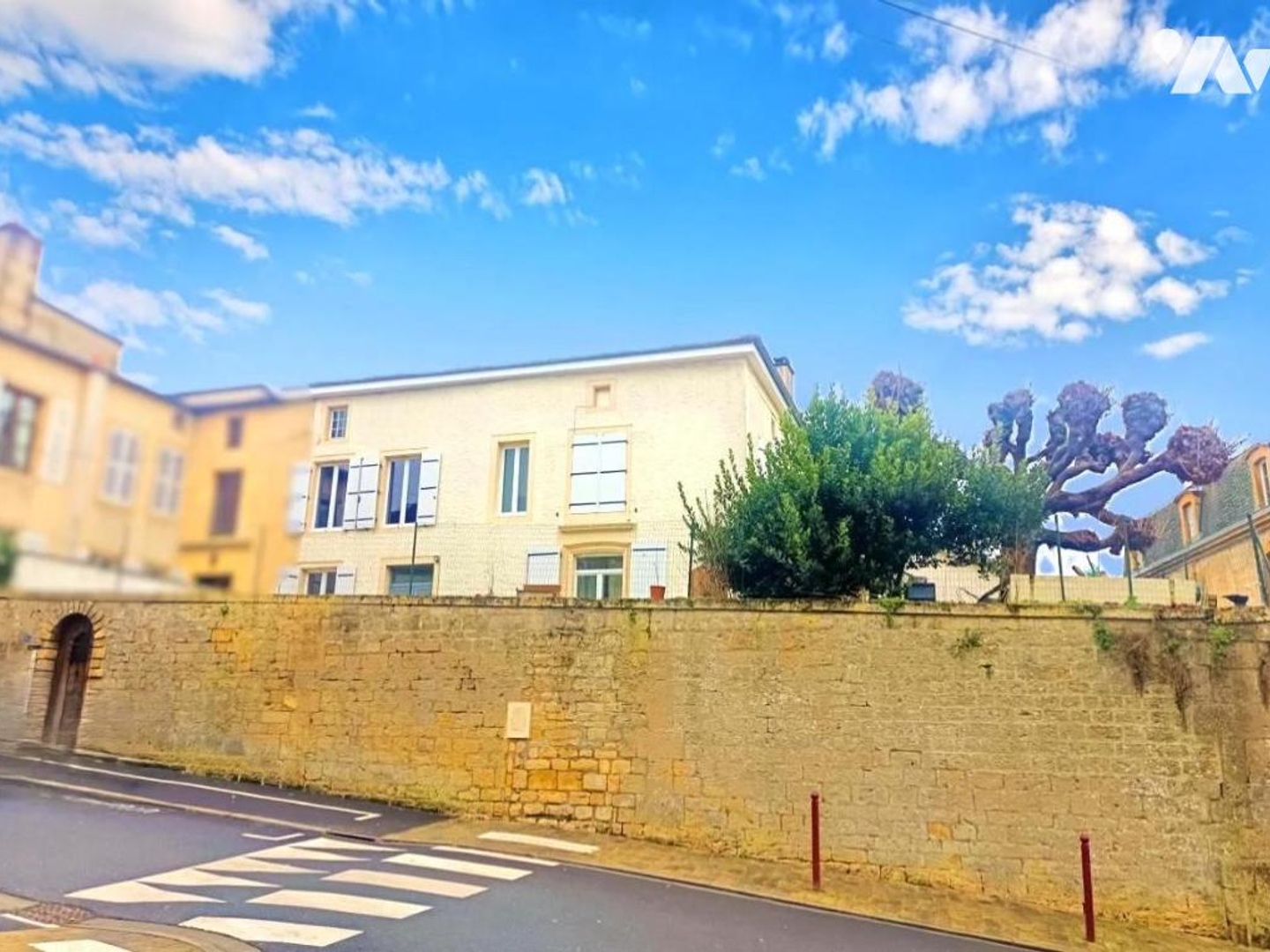 Maison 6 pièces 210 m²