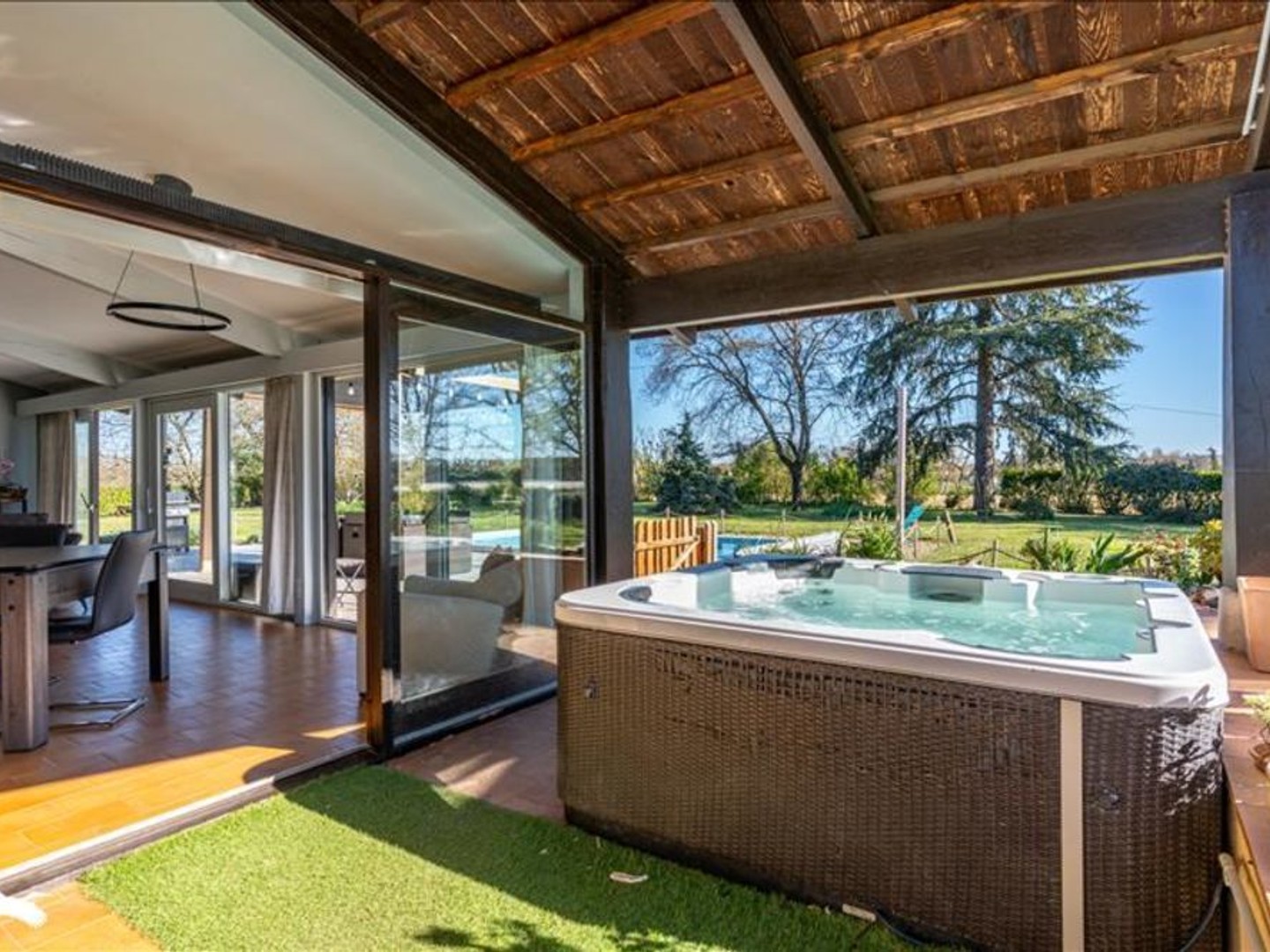 Villa de 6 pièces principales