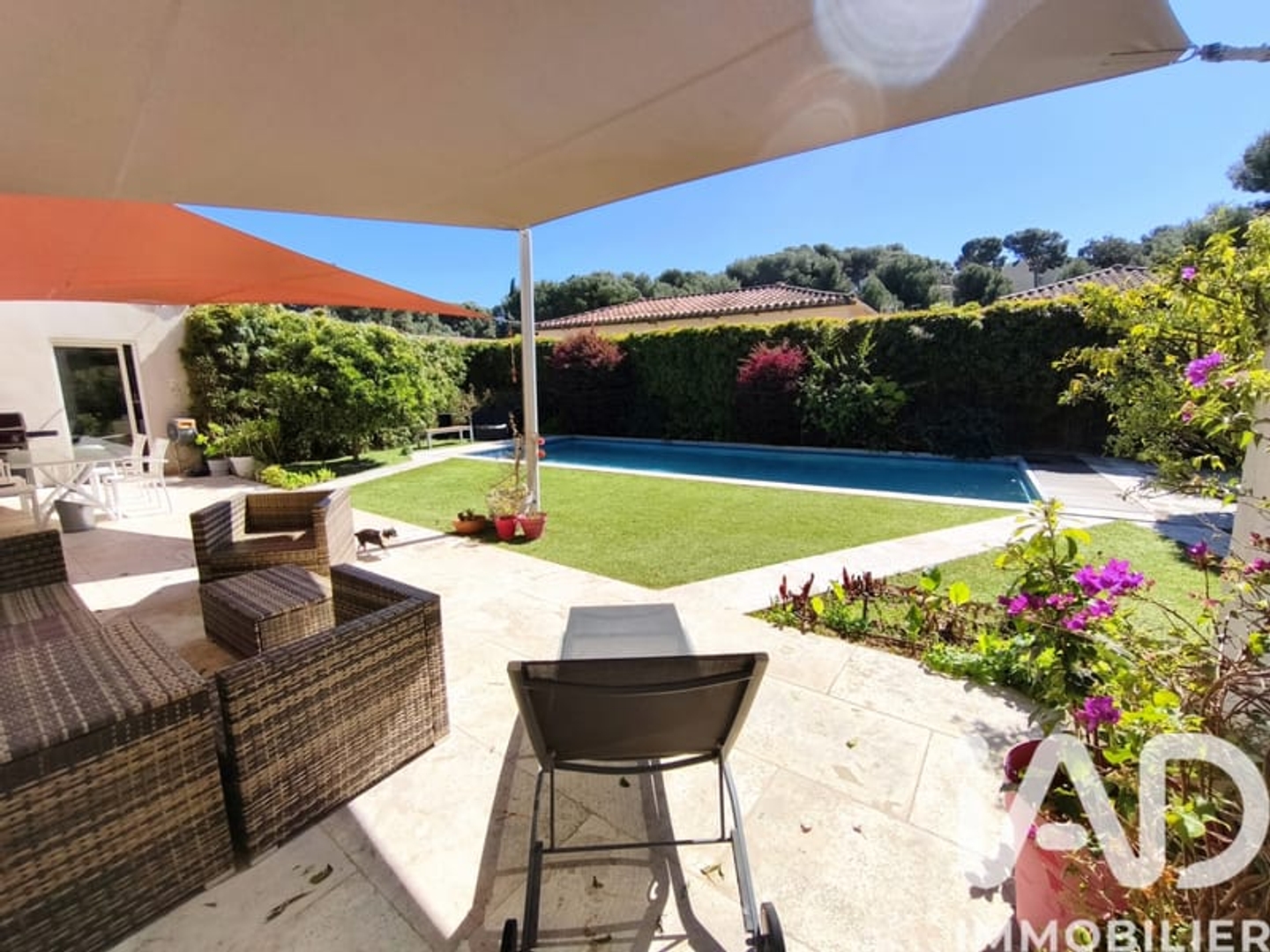 Maison à vendre - 7 pièces - 197m2 - Sanary-Sur-Mer (83110)