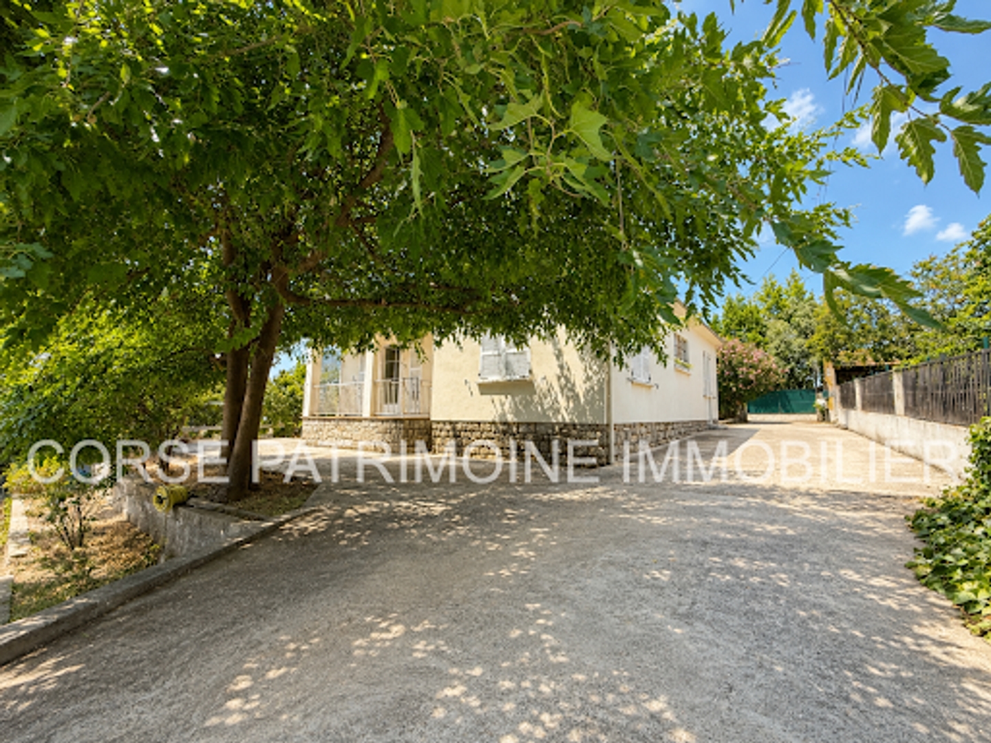 Maison à vendre - 5 pièces - 100m2 - Aléria (20270)