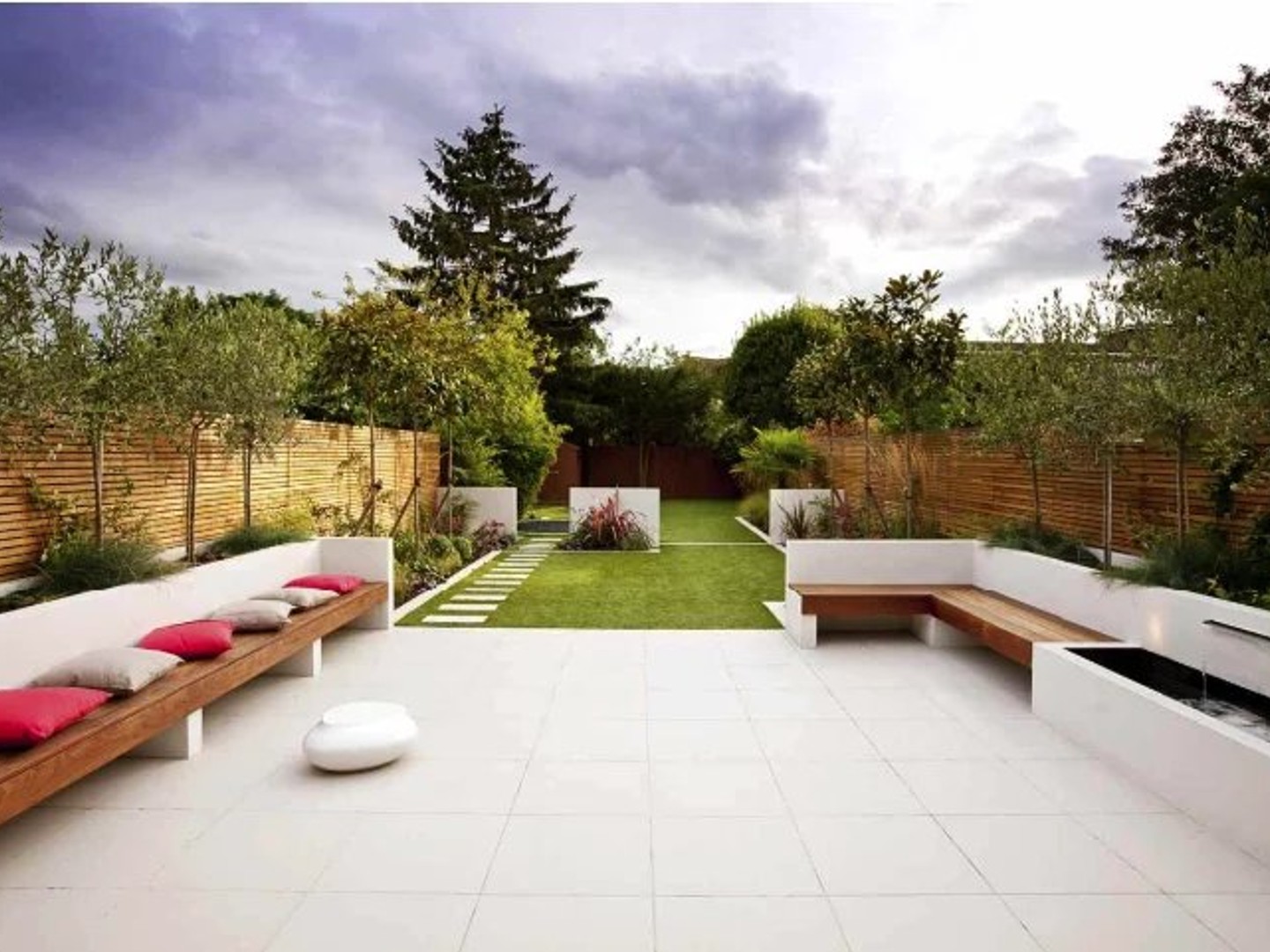 REZ DE JARDIN