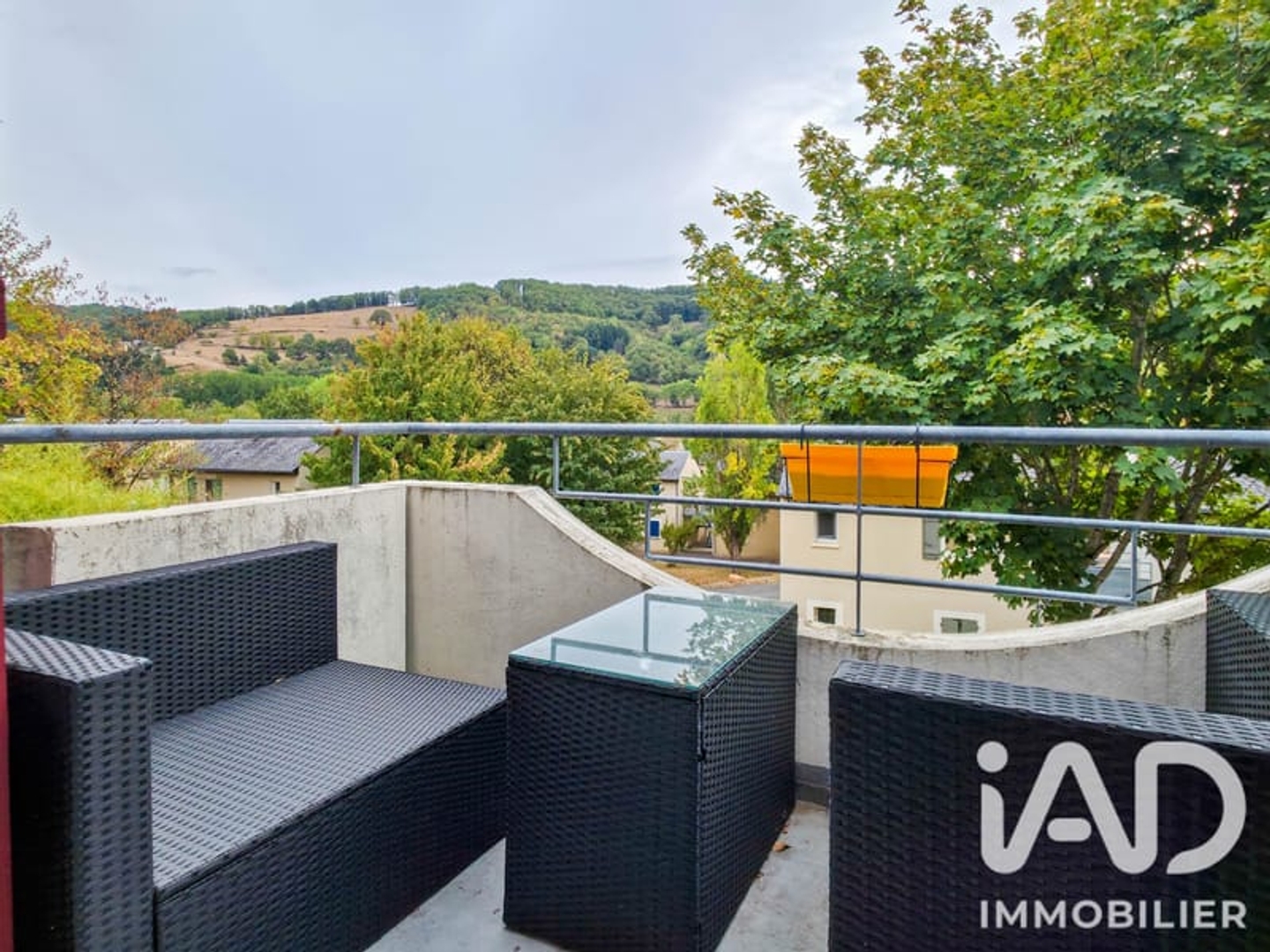 Appartement à vendre - 2 pièces - 28m2 - Saint Geniez D'ol... (12130)