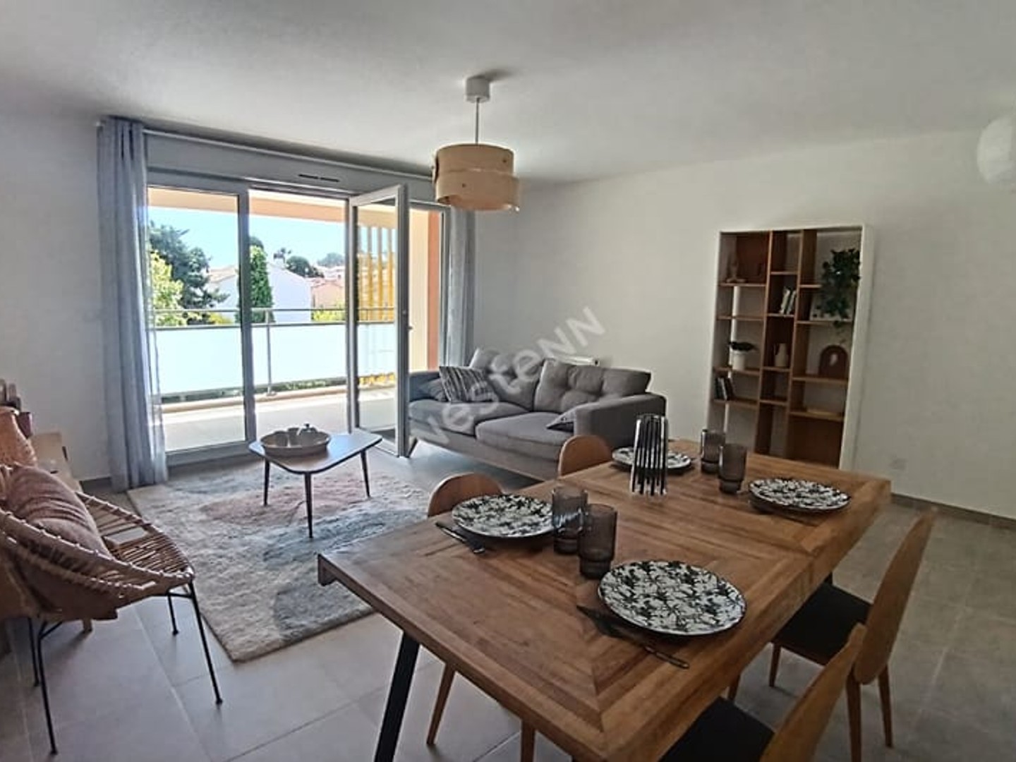 Appartement T3 de 61,50m² avec terrasse de 8,50m² et 2 places de parking