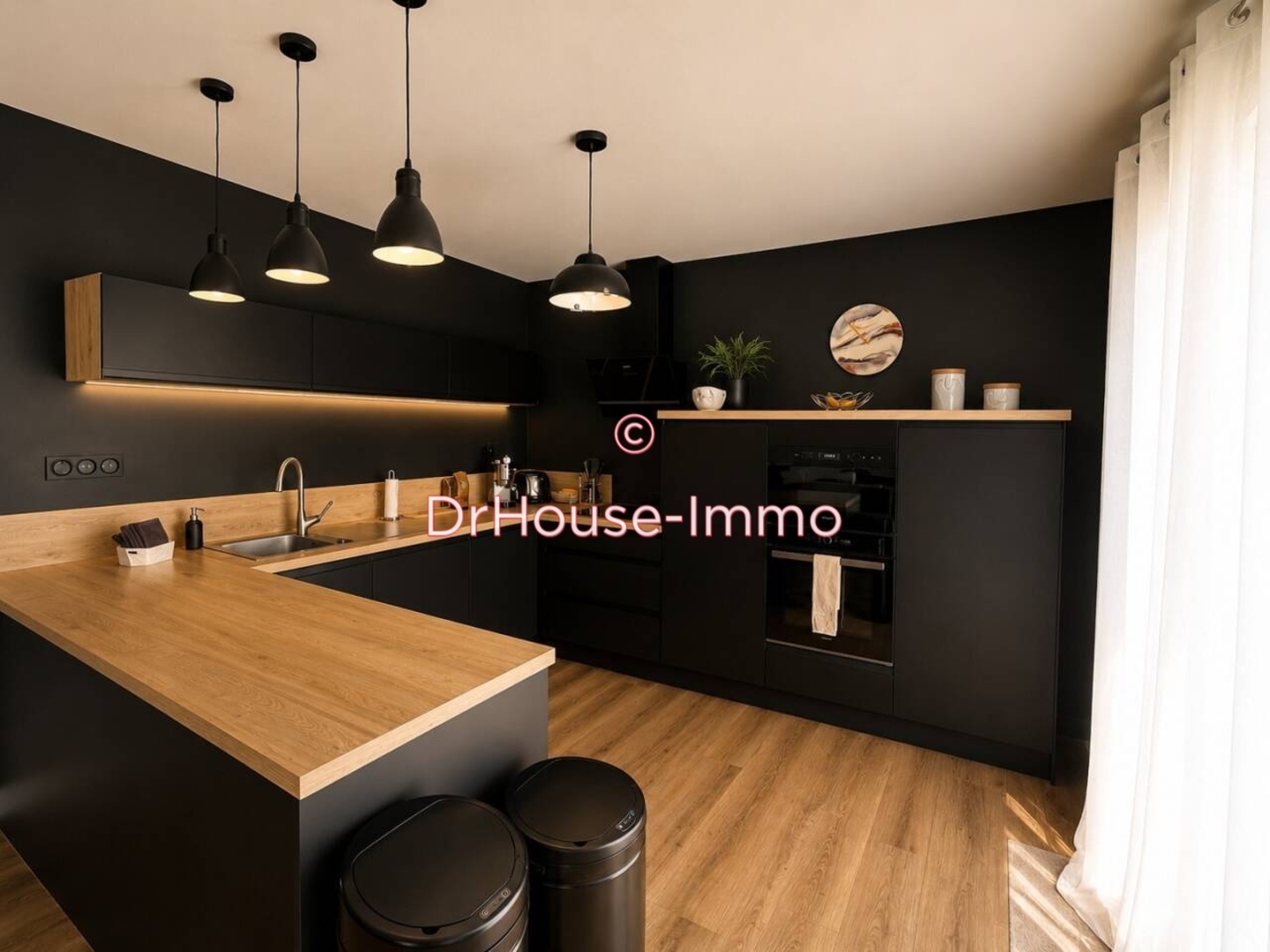 Maison à vendre - 5 pièces - 131m2 - Naintré (86530)