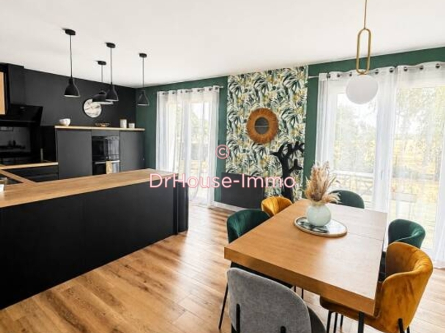 Maison à vendre - 5 pièces - 131m2 - Naintré (86530)