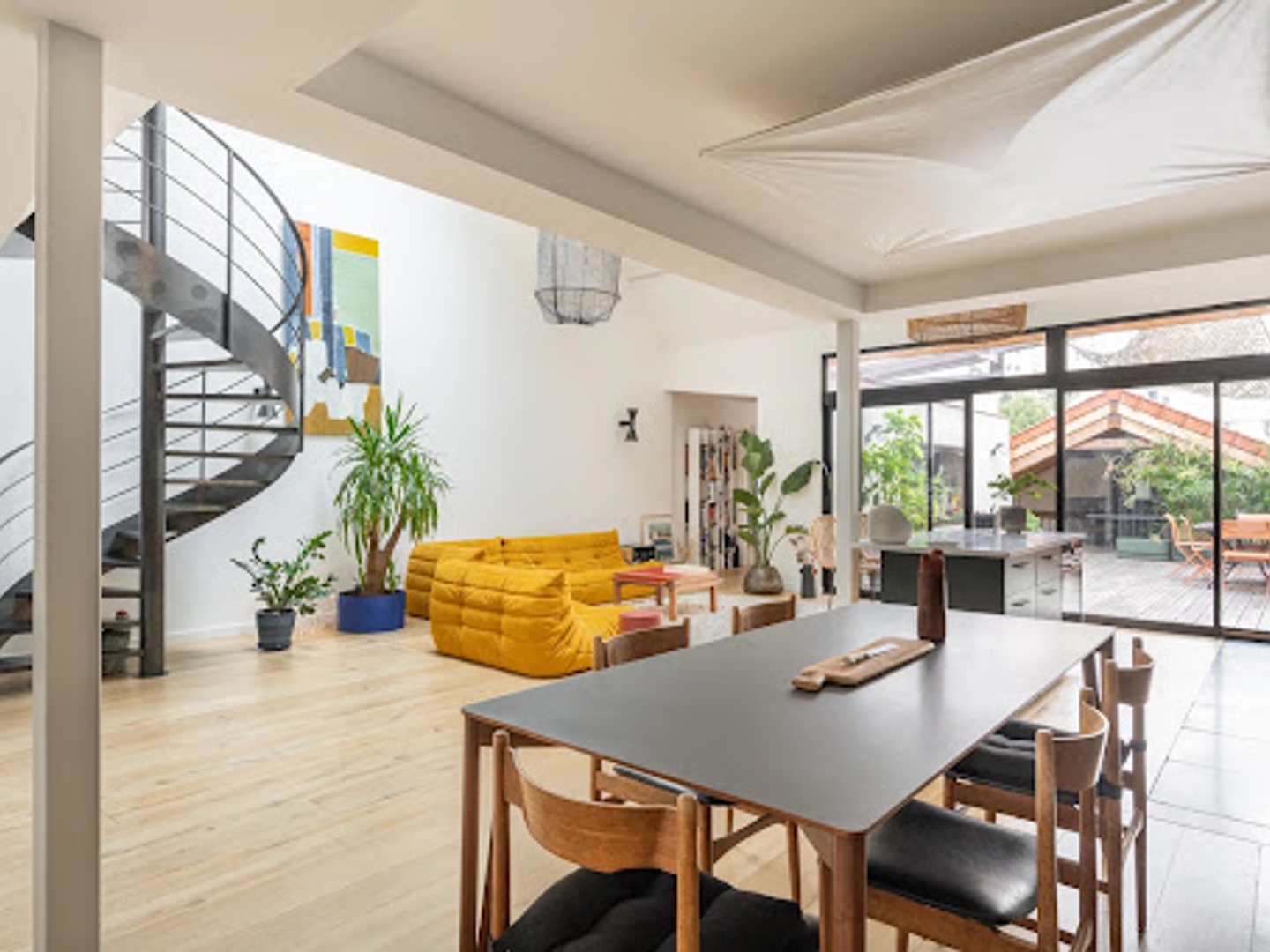 Maison 8 pièces 350 m²