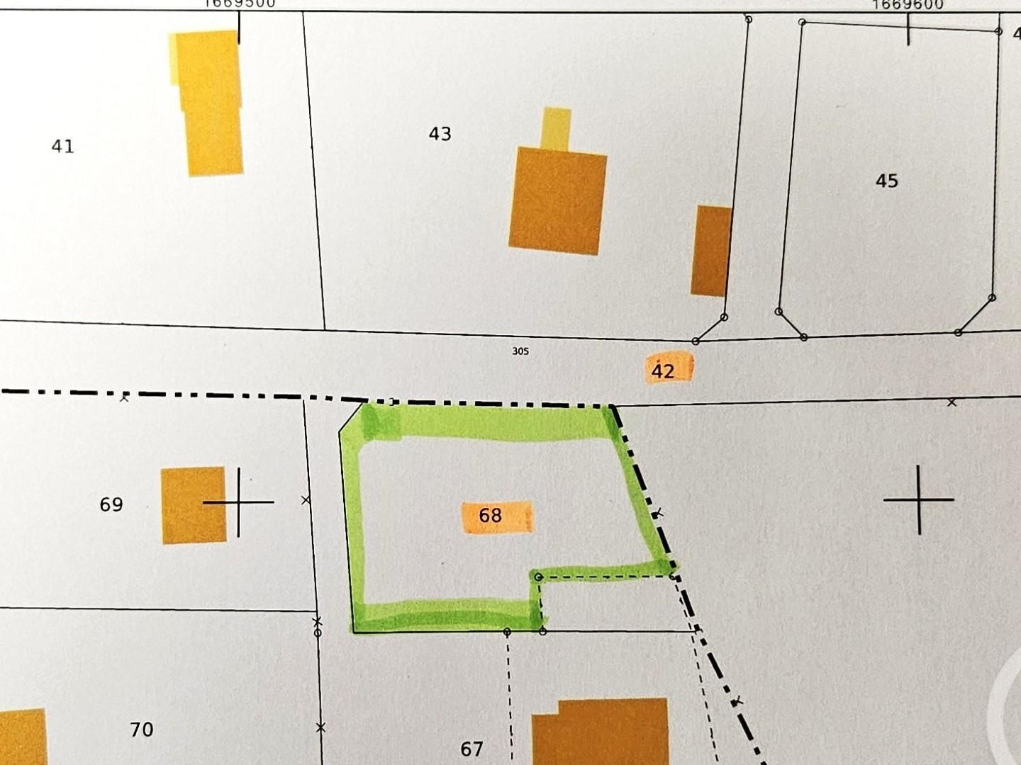 Terrain 1340 m²