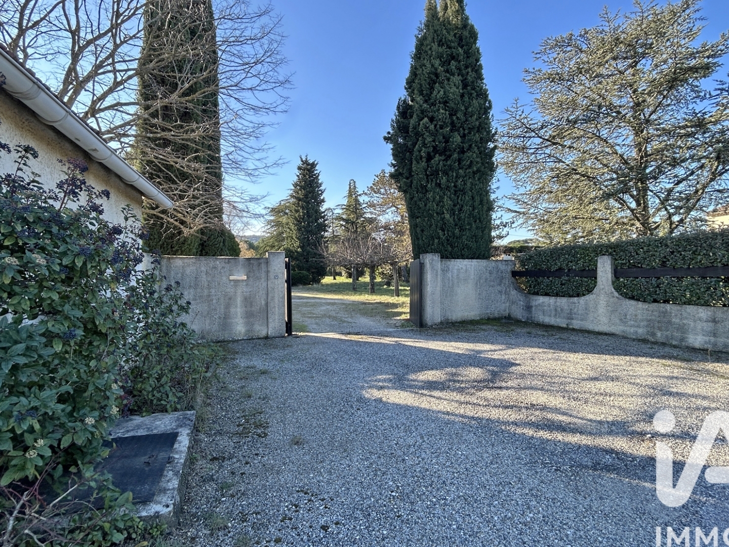 Maison à vendre - 5 pièces - 146m2 - Bourg-Saint-Andéol (07700)