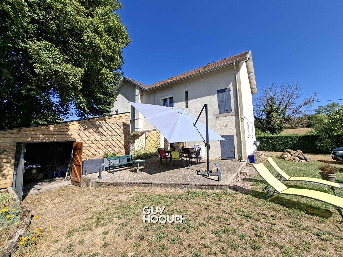 Maison à vendre - 8 pièces - 156m2 - Saint-Vallier (71230)