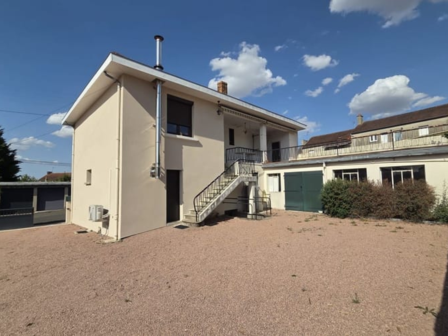 Maison à vendre - 4 pièces - 120m2 - Montceau-Les-Mines (71300)
