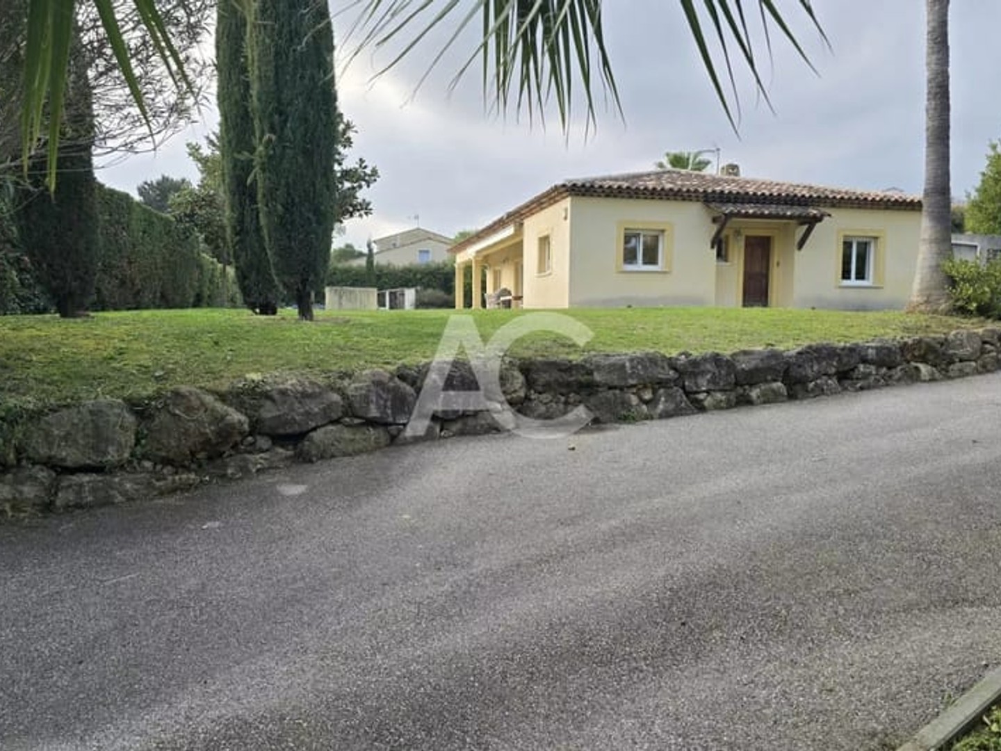maison 4 chambre avec piscine - terrain 1684m