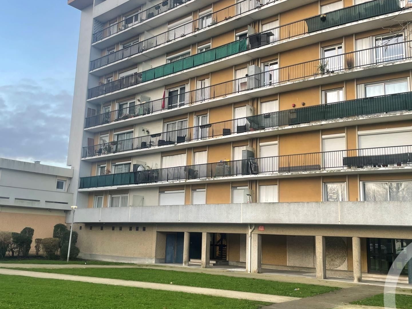 Appartement 4 pièces 79 m²