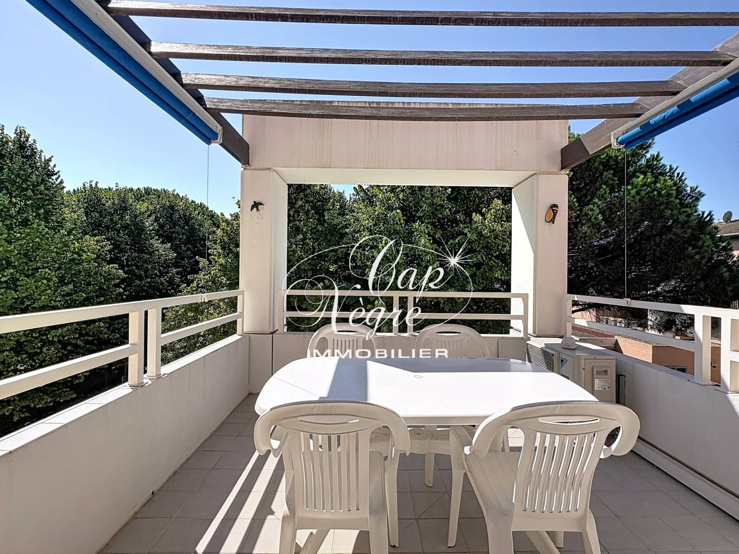 Appartement à vendre - 2 pièces - 41m2 - Le Lavandou (83980)