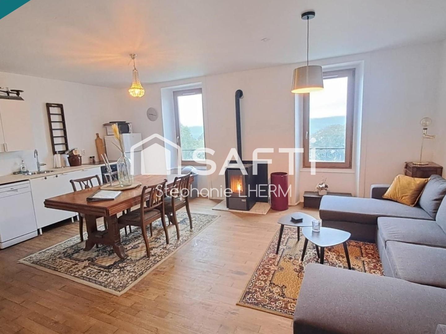 Bureaux à vendre - 17 pièces - 501m2 - Saint-Cernin (15310)