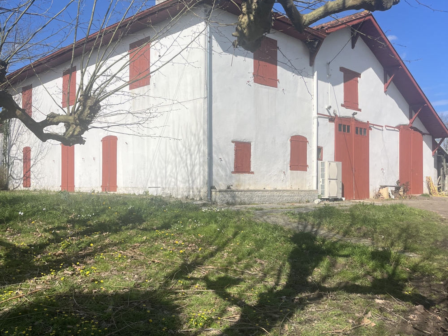 Maison à vendre - 7 pièces - 280m2 - Sainte-Marie-De-G... (40390)