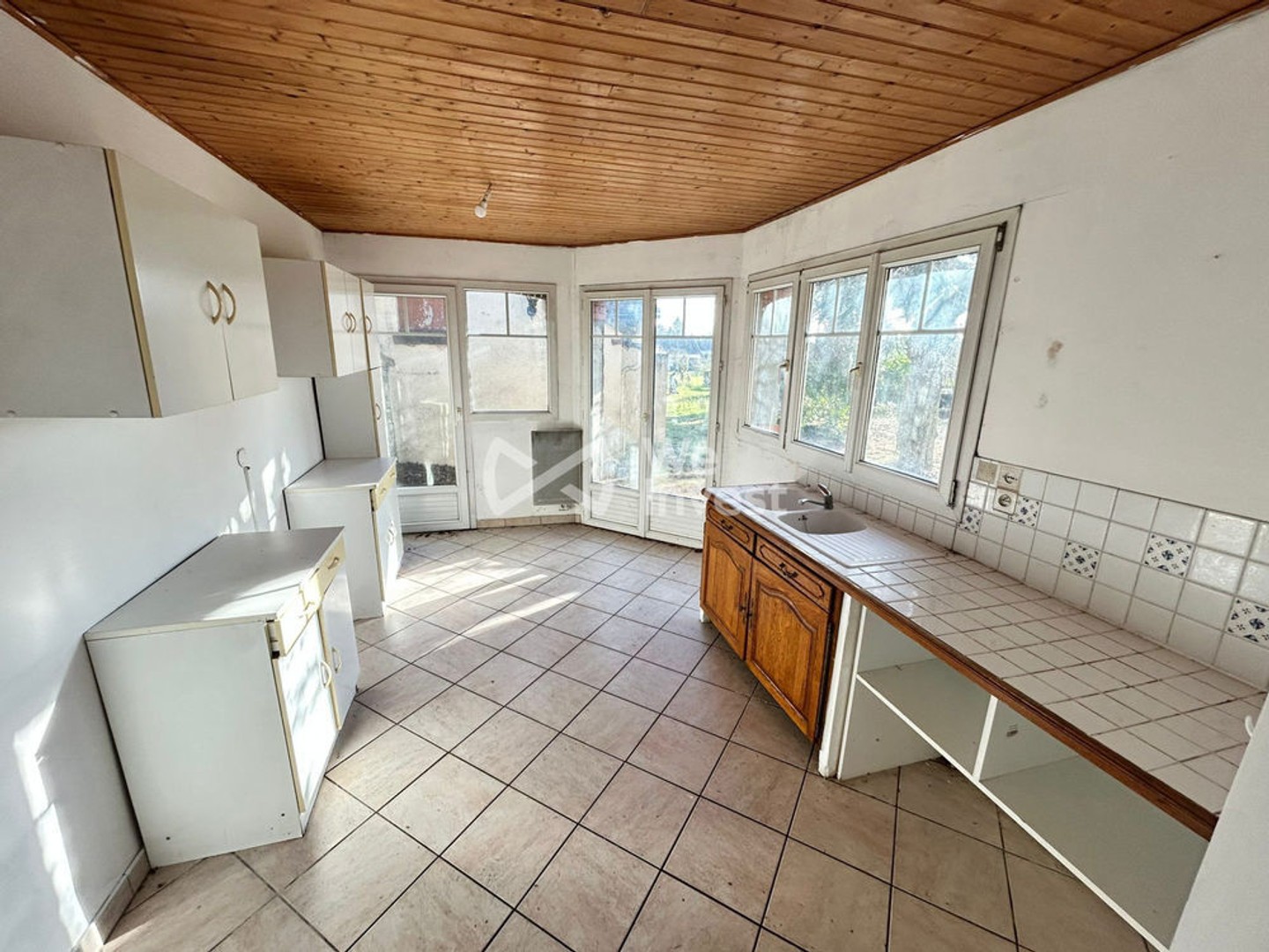 Immeuble à vendre - 7 pièces - 155m2 - Villemandeur (45700)