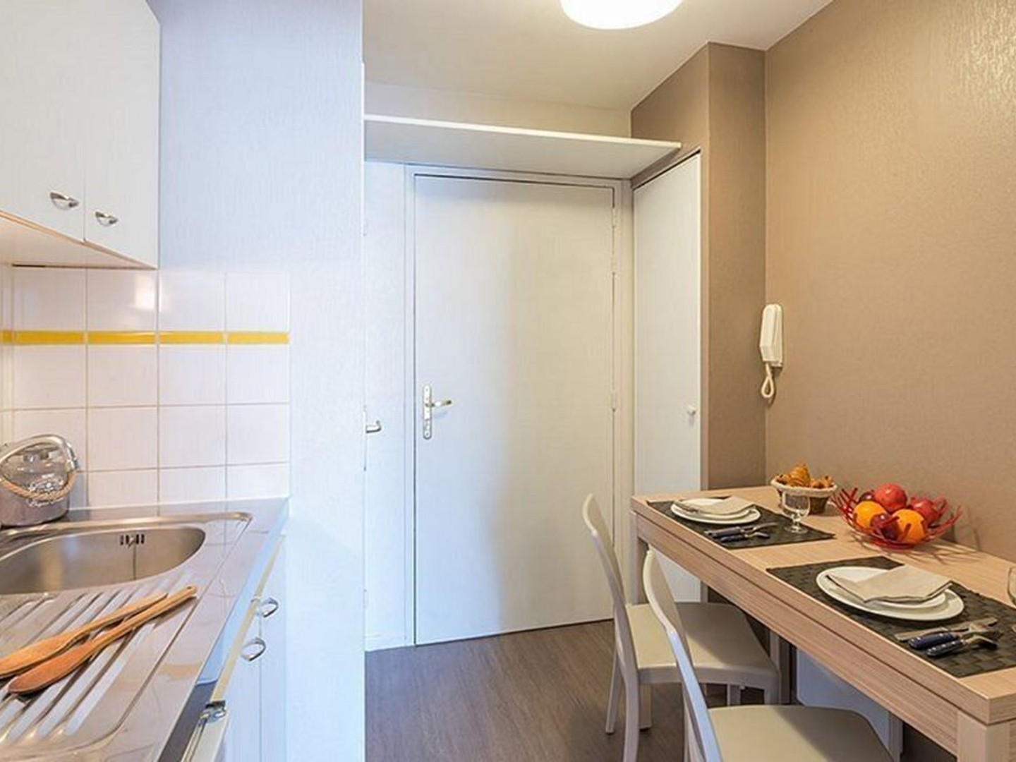 T2 - 27m ²