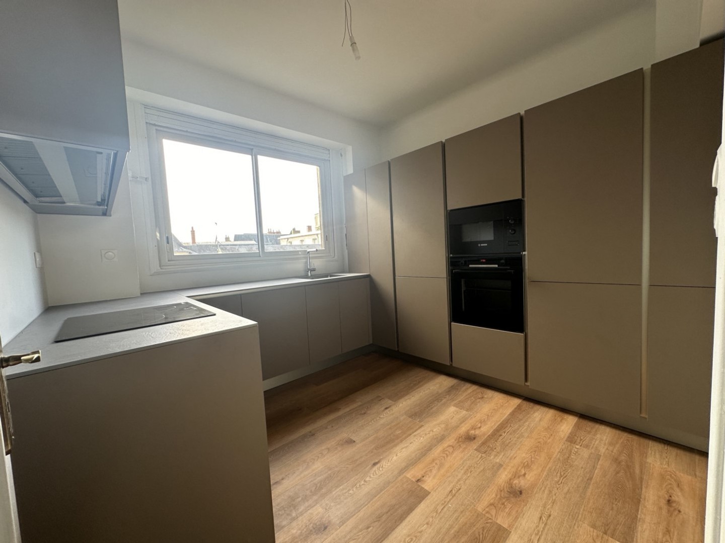 Appartement à vendre - 5 pièces - 132m2 - Tours (37100)