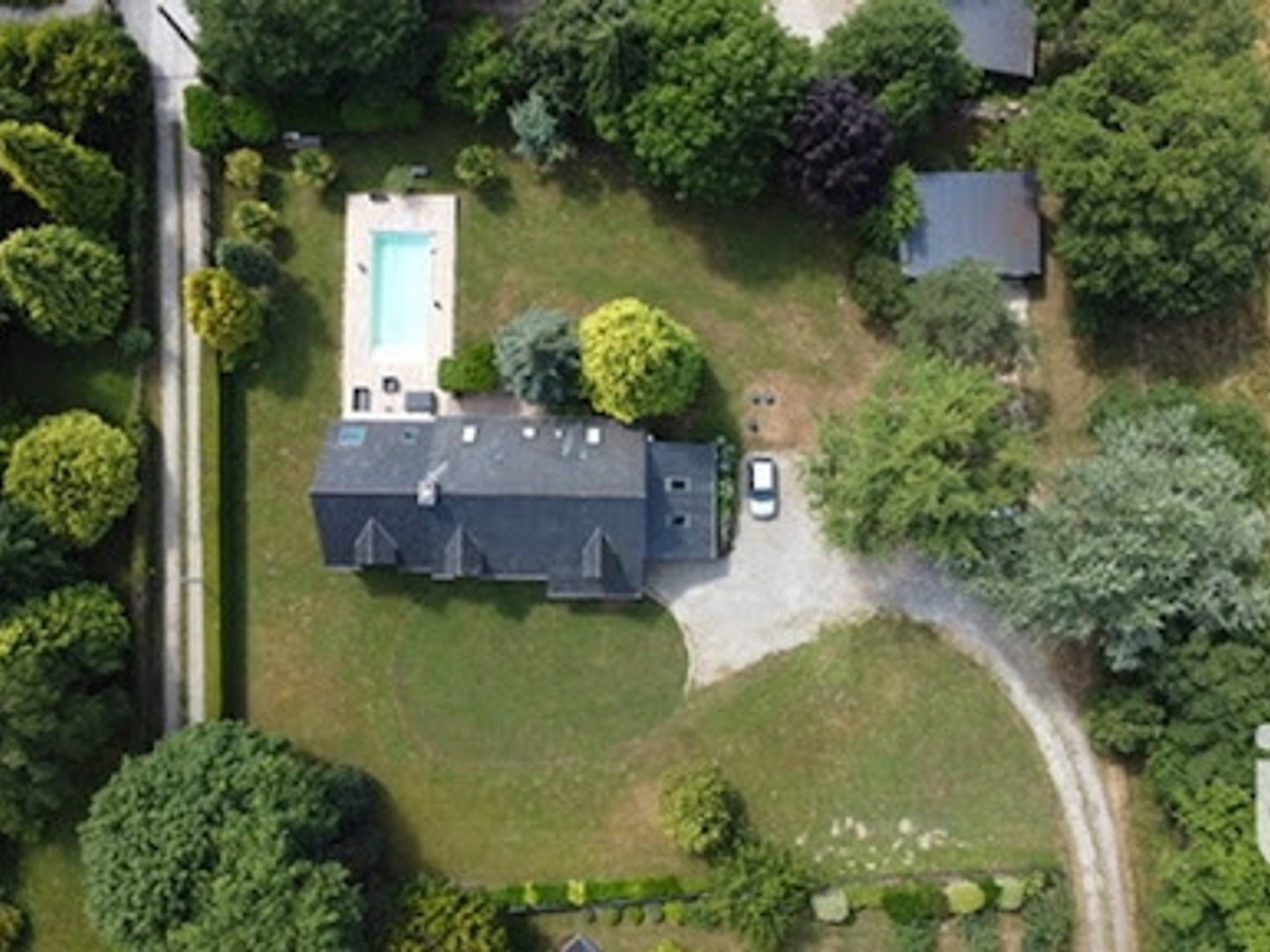 Maison 9 pièces 255 m²