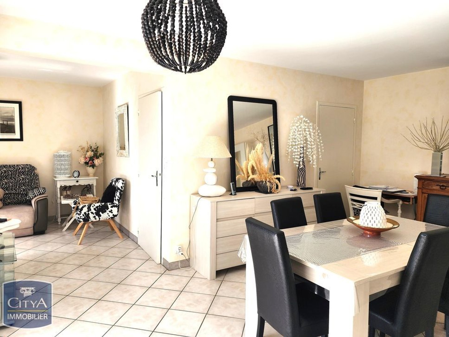 Appartement à vendre - 4 pièces - 85m2 - Cholet (49300)
