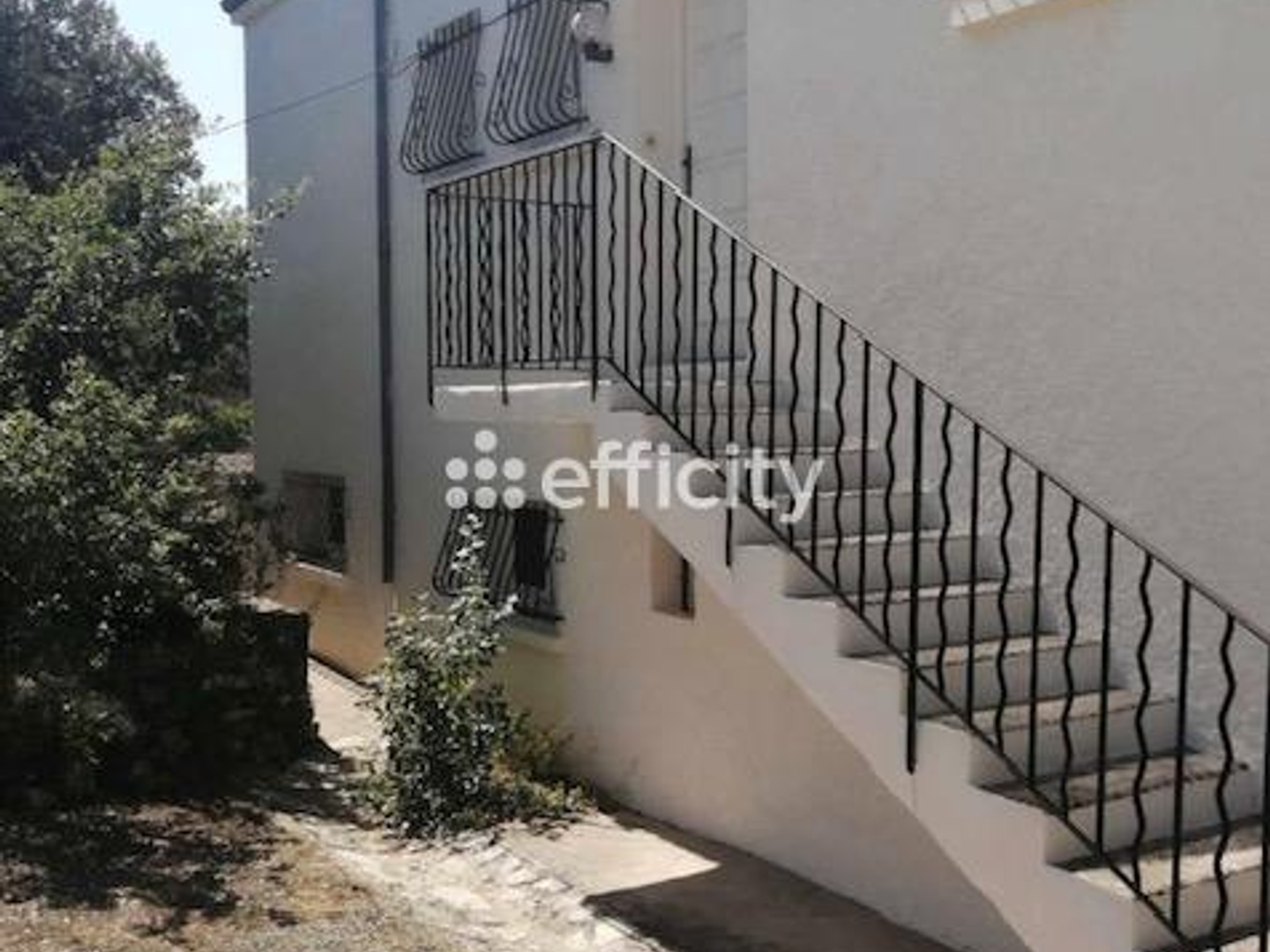 Maison à vendre - 7 pièces - 170m2 - Apt (84400)