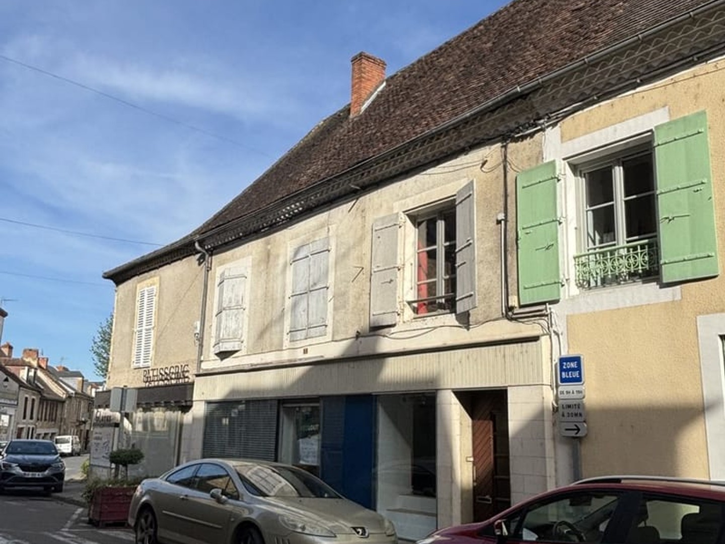 Maison avec appartements 250 m²