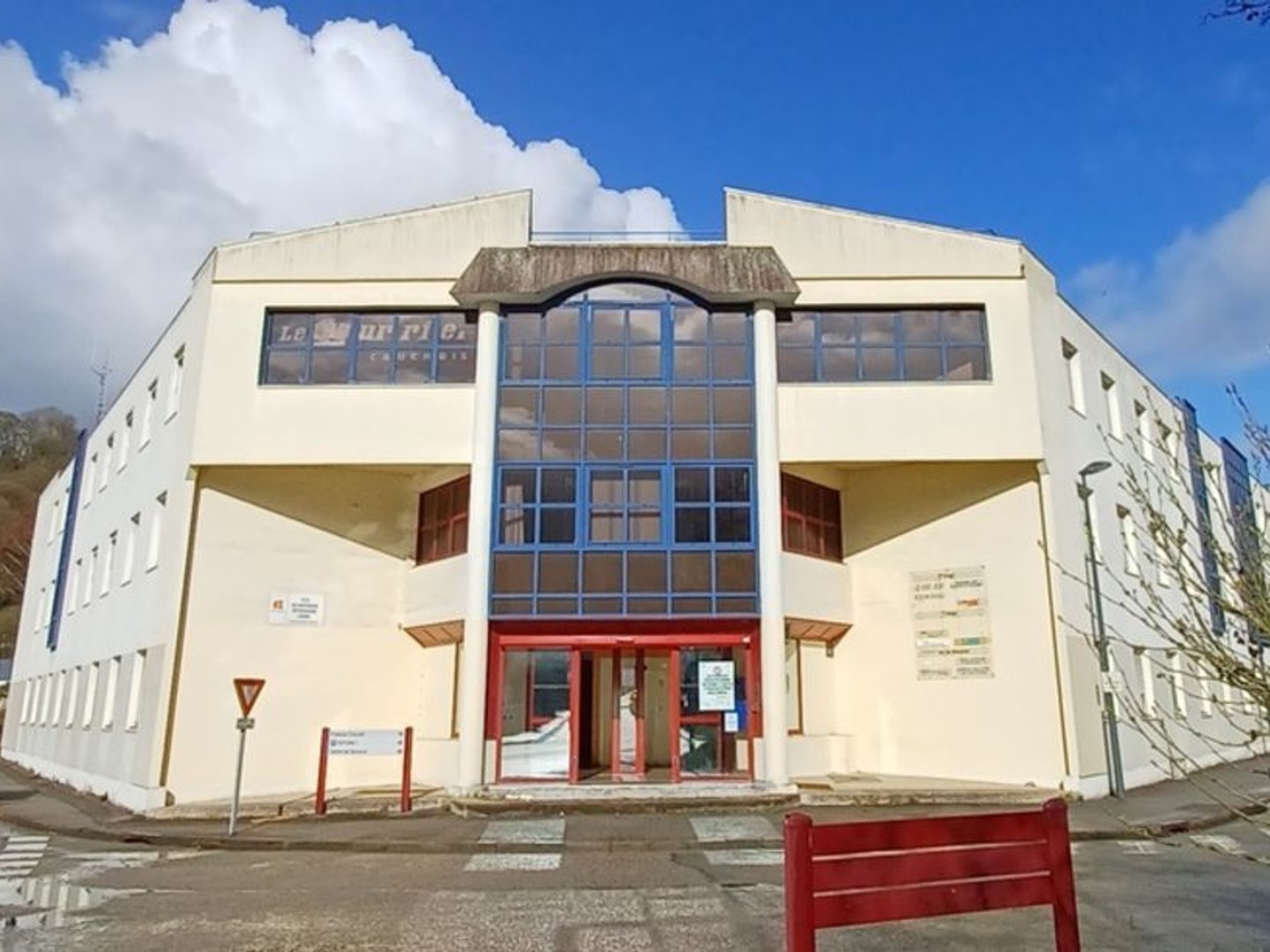 Local/bureau de 34,30 m2 à vendre LILLEBONNE (76170) Immeuble FUTURA