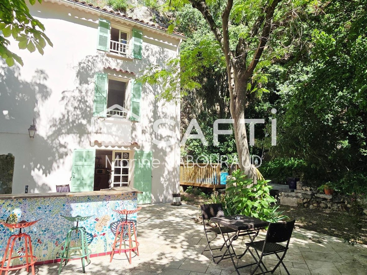 Maison à vendre - 7 pièces - 98m2 - Cotignac (83570)