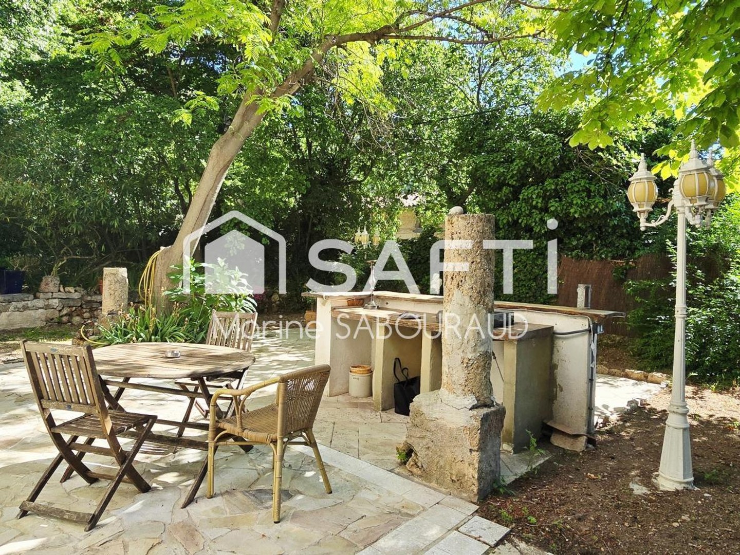 Maison à vendre - 7 pièces - 98m2 - Cotignac (83570)