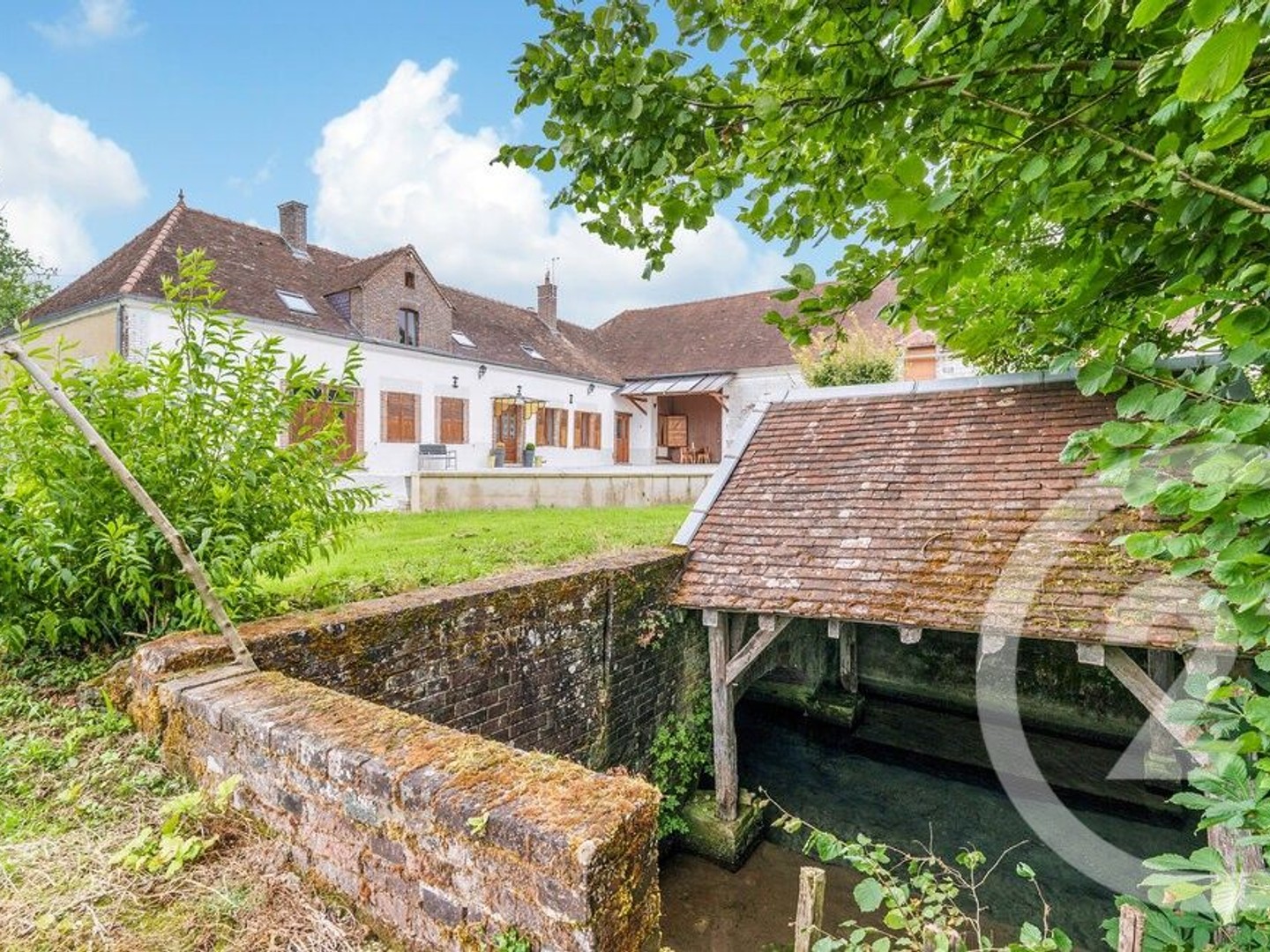 Maison 8 pièces 290 m²