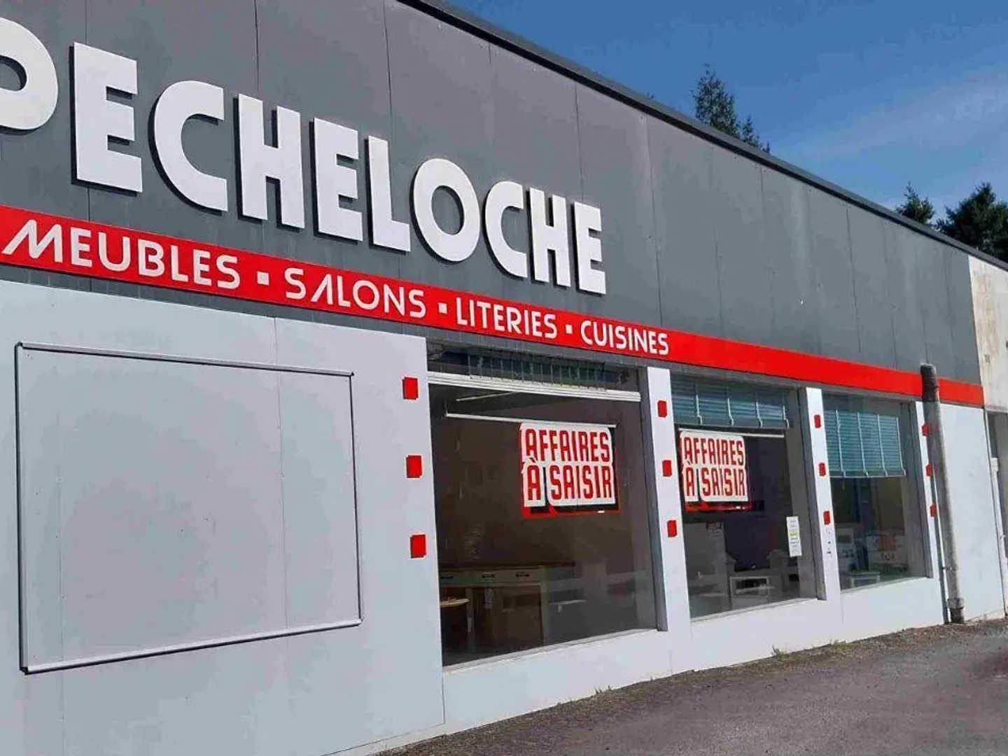 Locaux à vendre - 4 pièces - 1130m2 - Saint-James (50240)