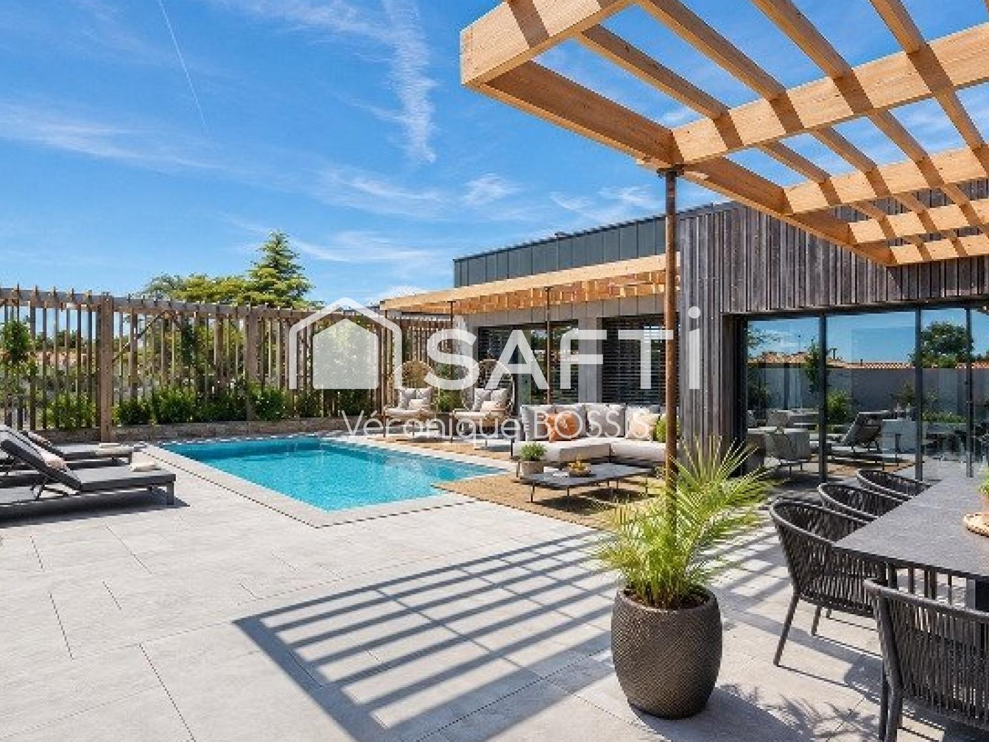 Maison 7 pièces 239 m²