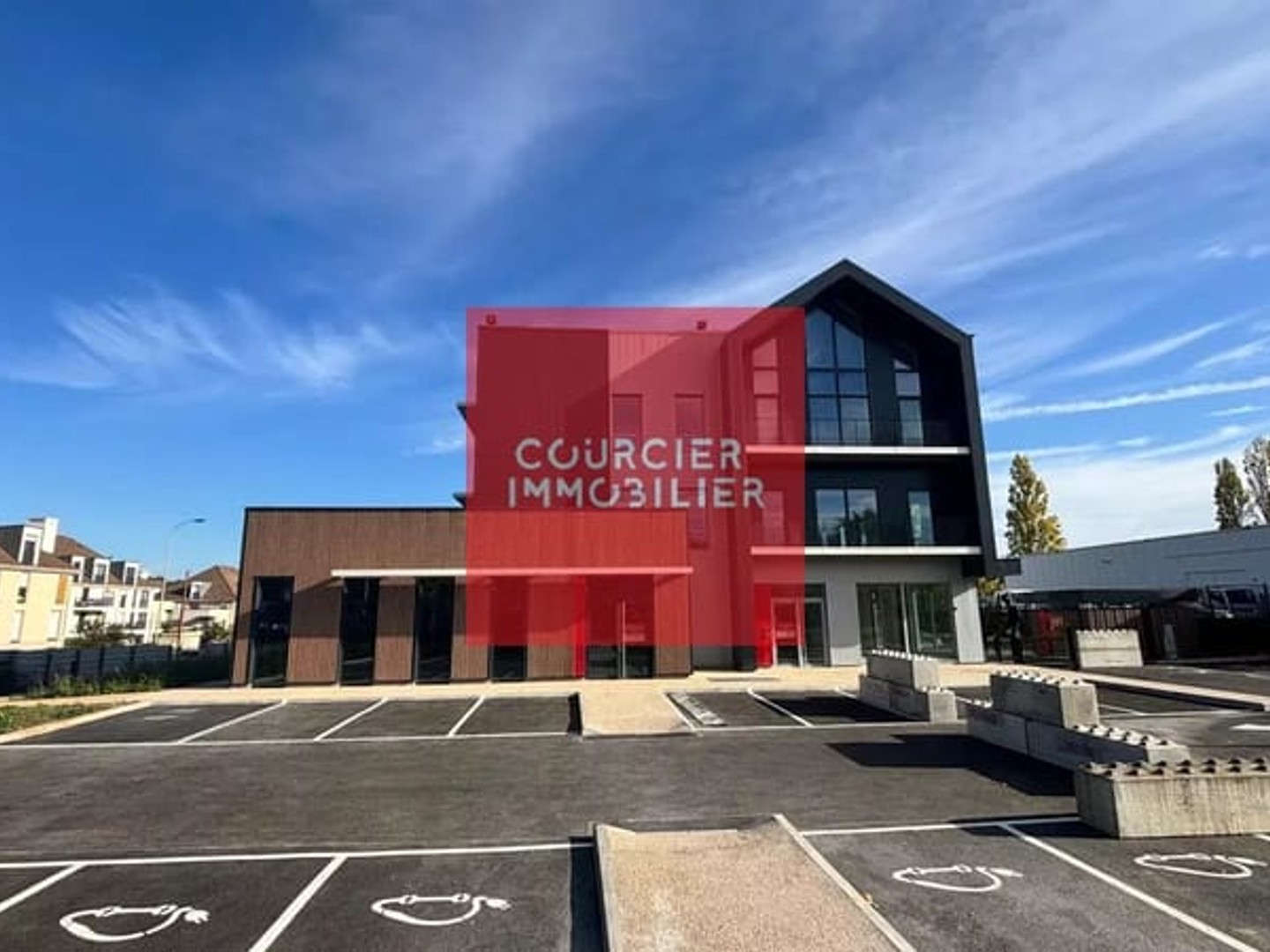 Magasin à vendre - 1 pièce - 483m2 - Plaisir (78370)