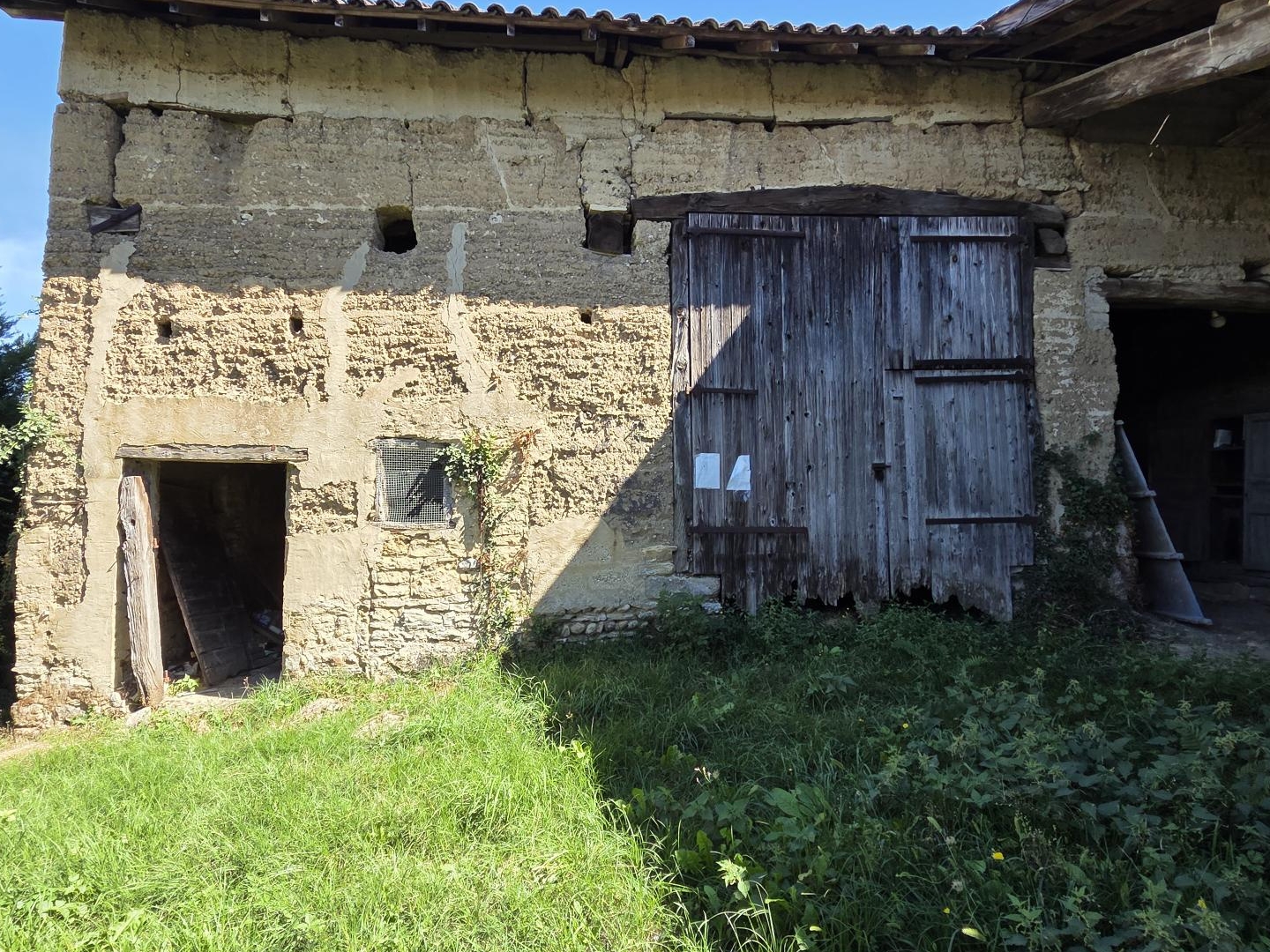 GRANGE À RÉNOVER PERMIS DE CONSTRUIRE ACCORDÉ 3 CHAMBRES