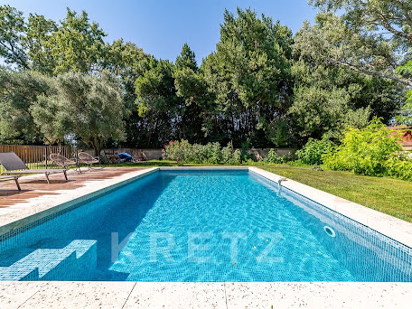 Maison 8 pièces 335 m²