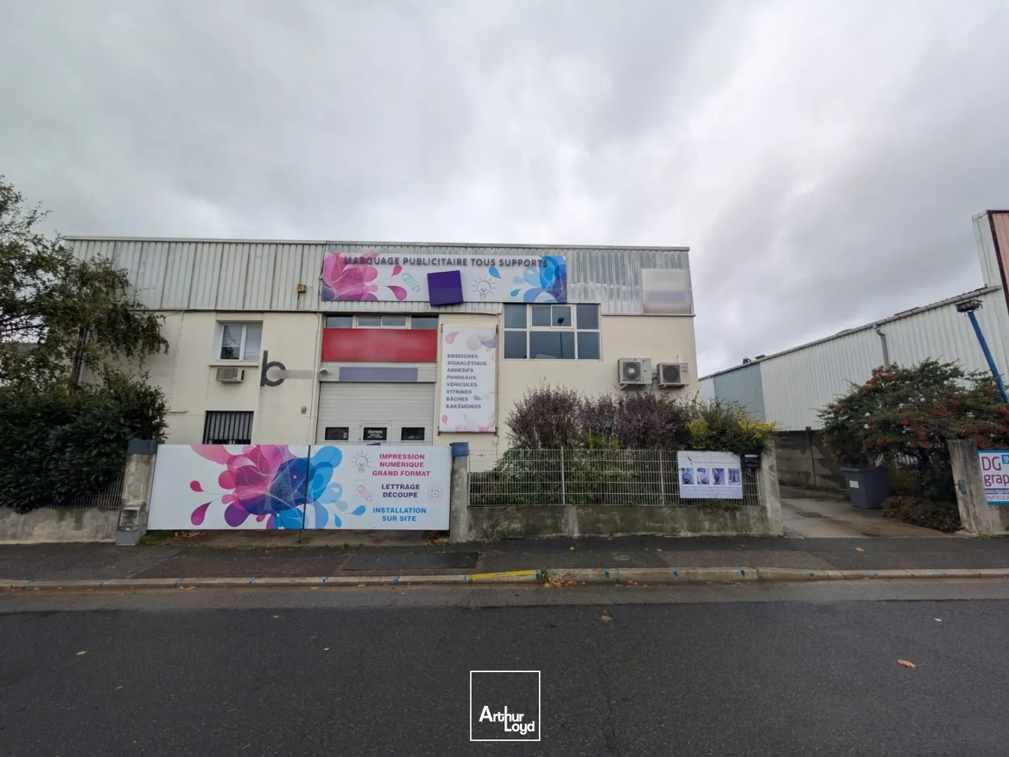 Cellule d'activité à vendre à Sartrouville hauteur sous poutre 6,5 m