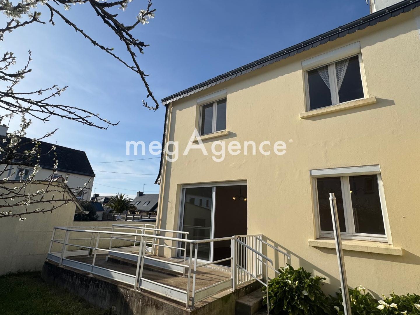 Opportunité rare à Ploemeur : maison à rénover sur 240m2 de terrain